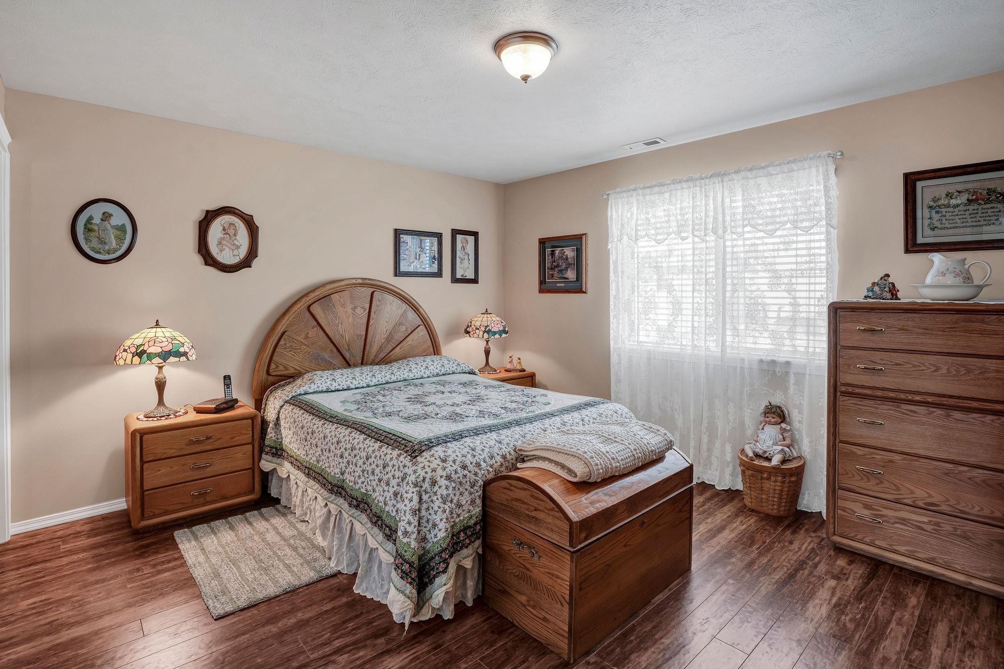 1805 N Aladdin Rd - Photo 11