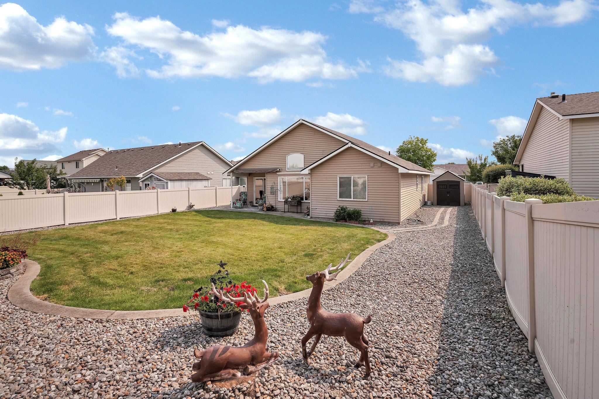 1805 N Aladdin Rd - Photo 21