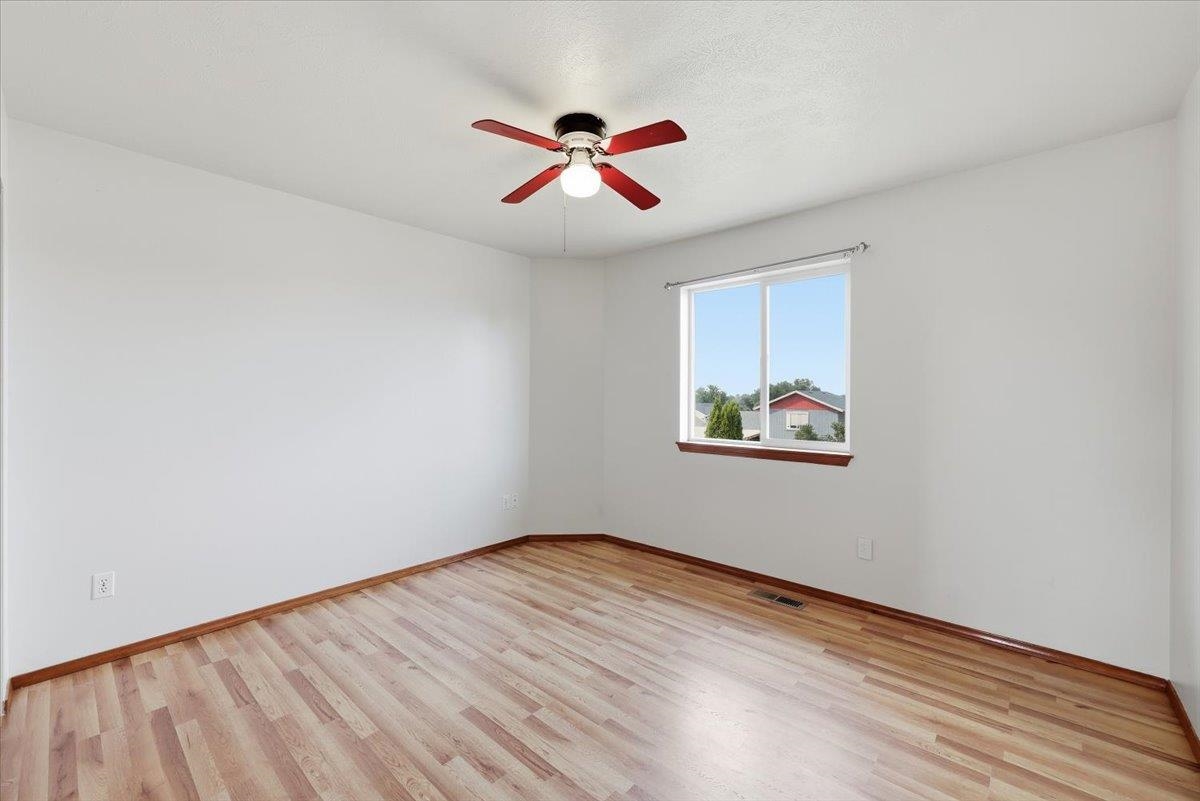 1405 E Sharpsburg Ave - Photo 19