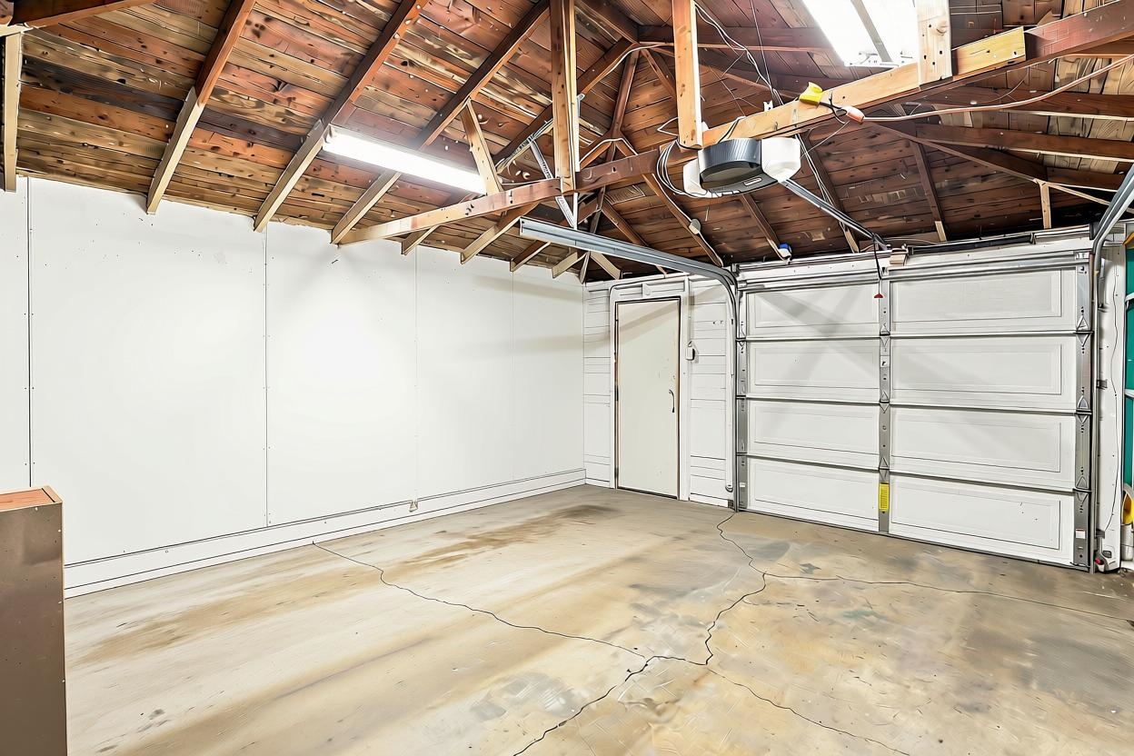 2204 E Bismark Ave - Photo 19