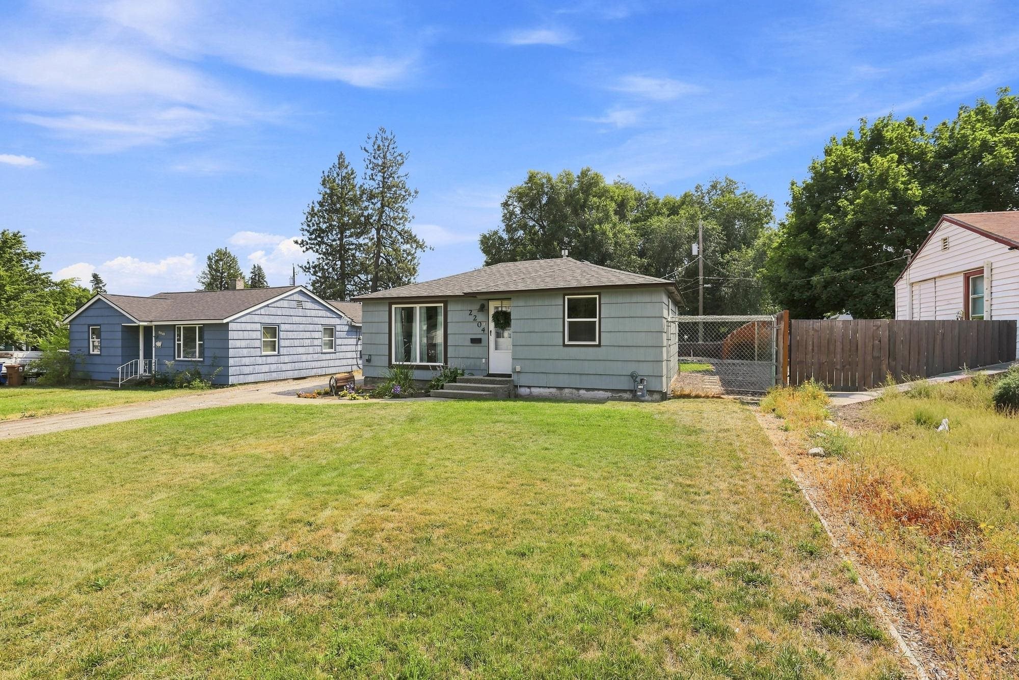 2204 E Bismark Ave - Photo 20