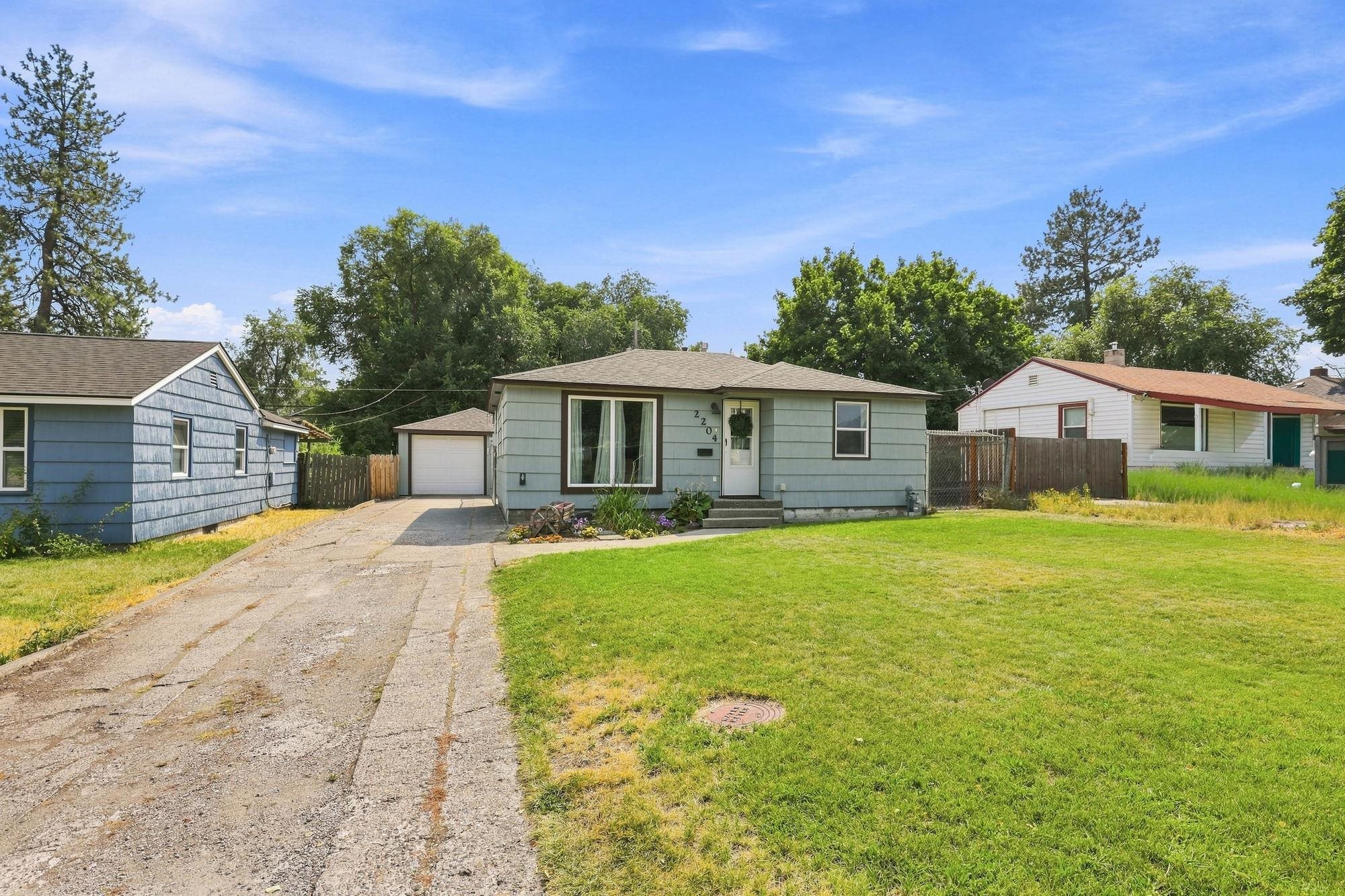 2204 E Bismark Ave - Photo 22
