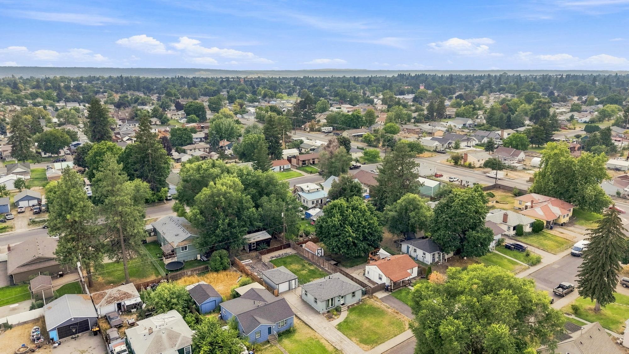 2204 E Bismark Ave - Photo 24
