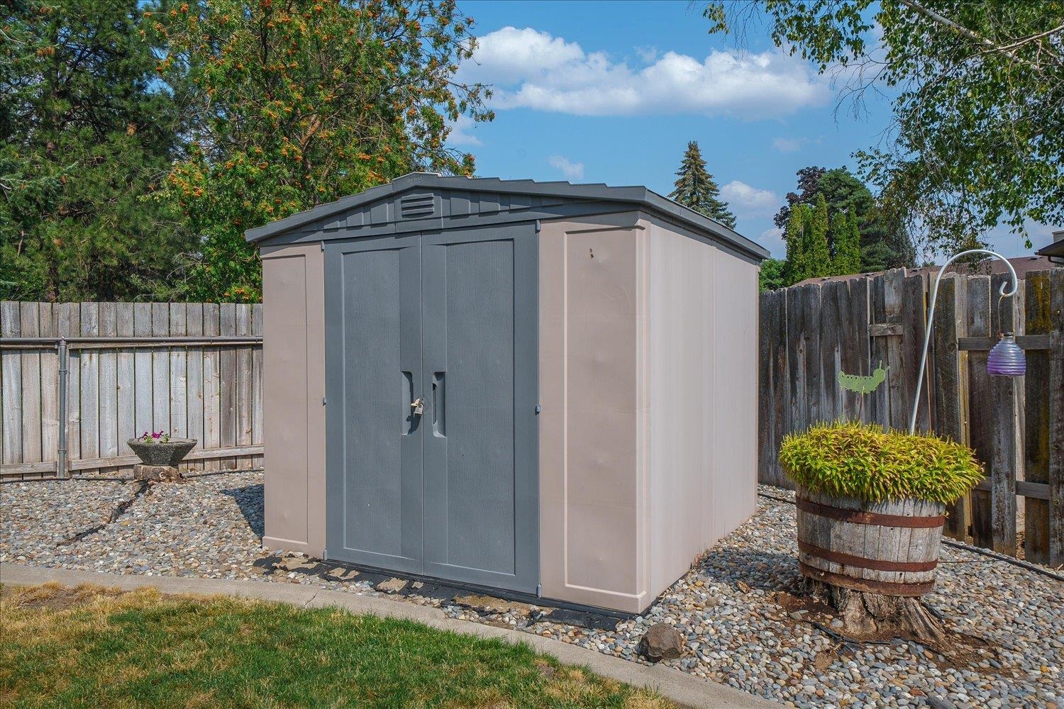 3111 E Angela Ct - Photo 40
