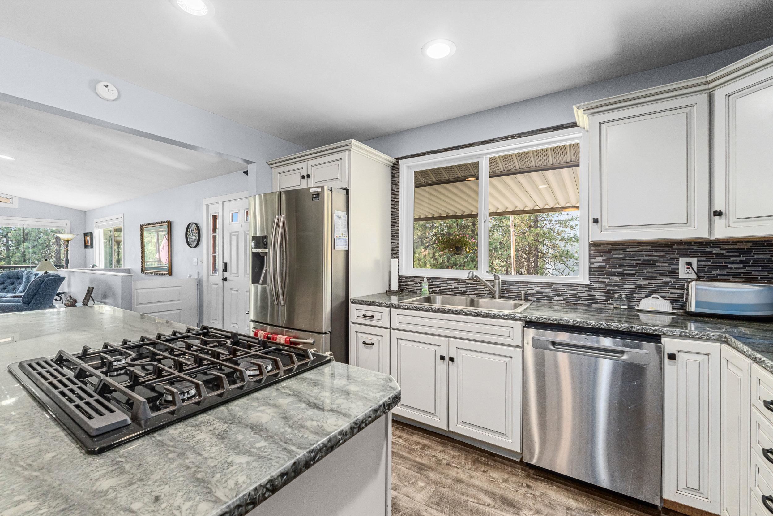 14361 E Bigelow Gulch Rd - Photo 22