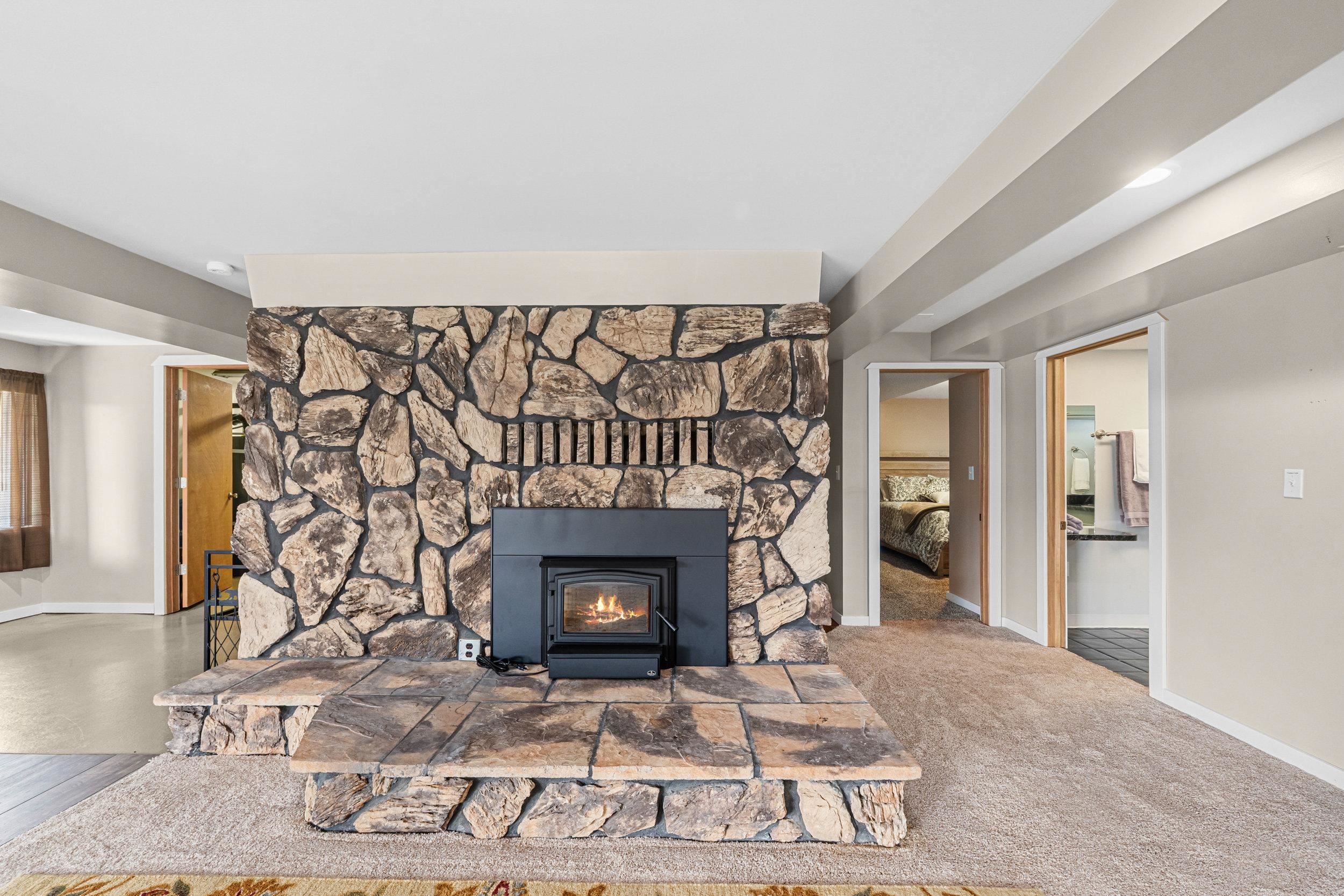 14361 E Bigelow Gulch Rd - Photo 37