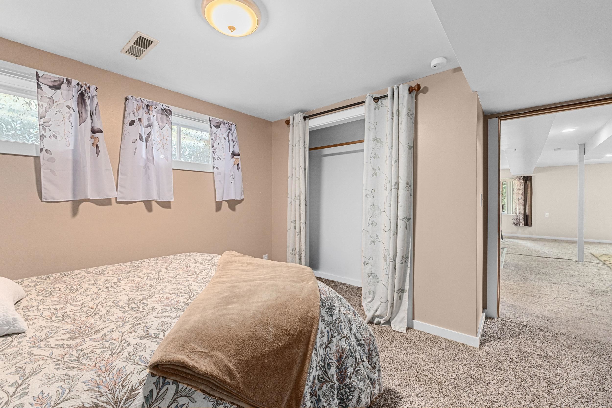 14361 E Bigelow Gulch Rd - Photo 41