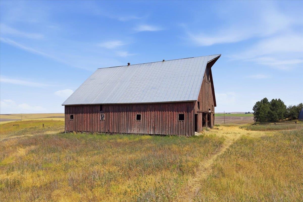 44933 E Detour Rd - Photo 4