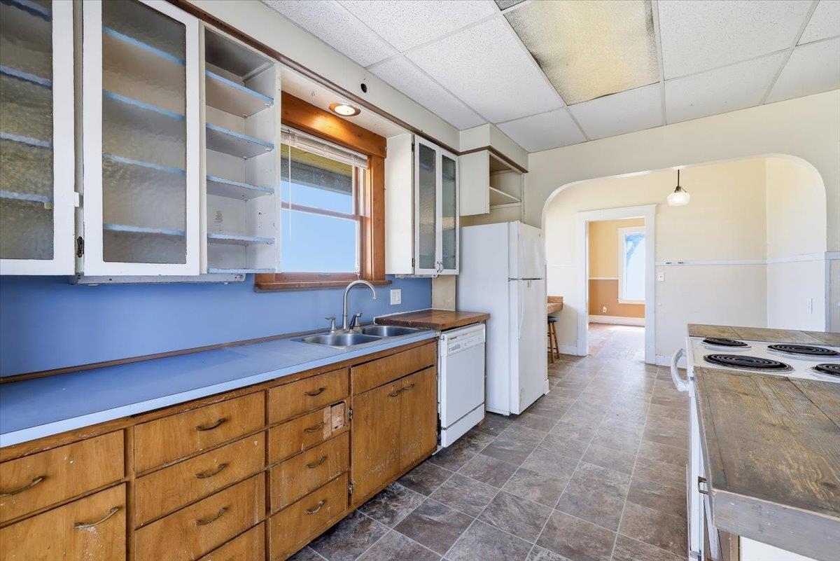 44933 E Detour Rd - Photo 18