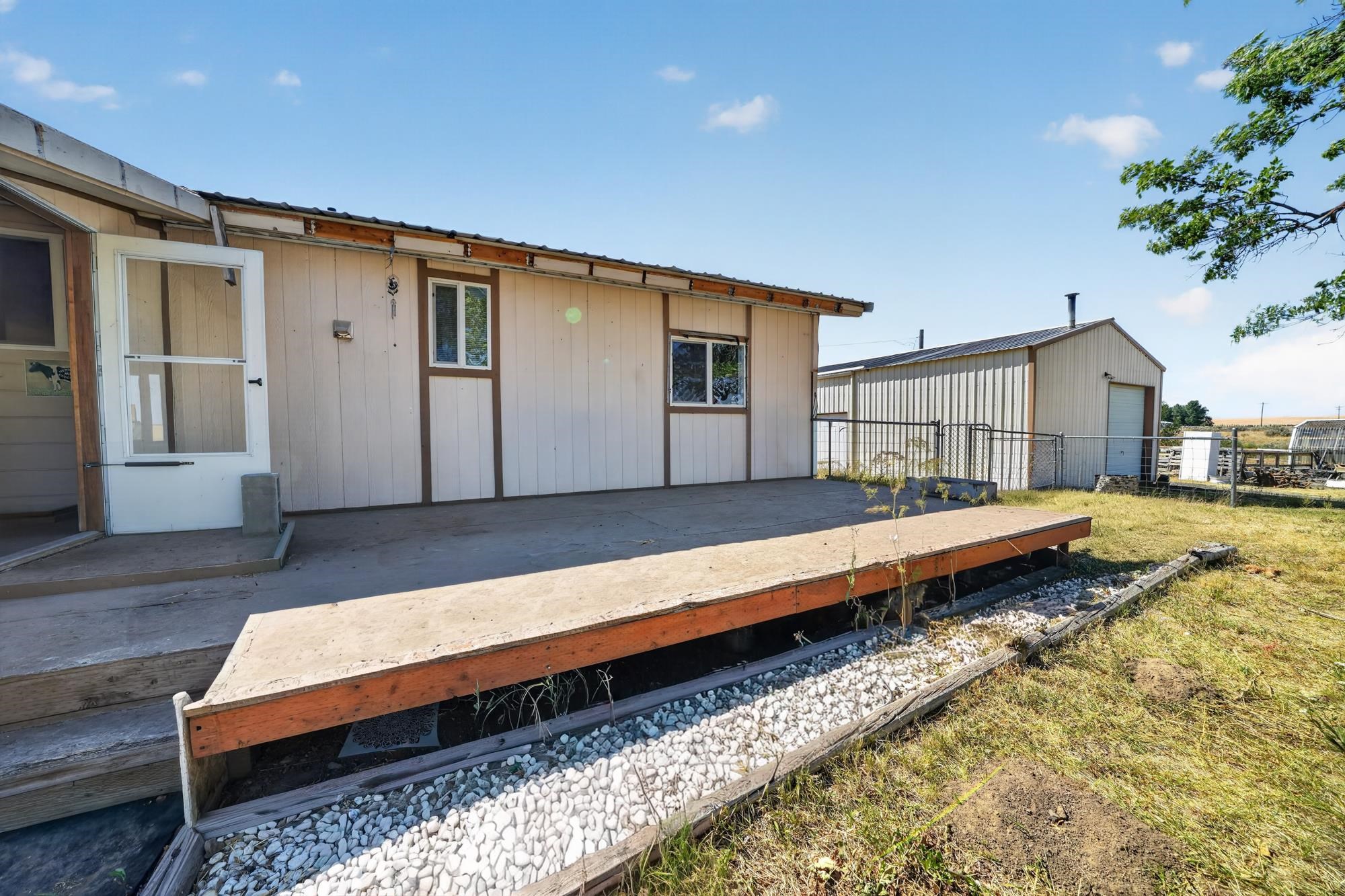 24210 N Leffel Rd - Photo 28