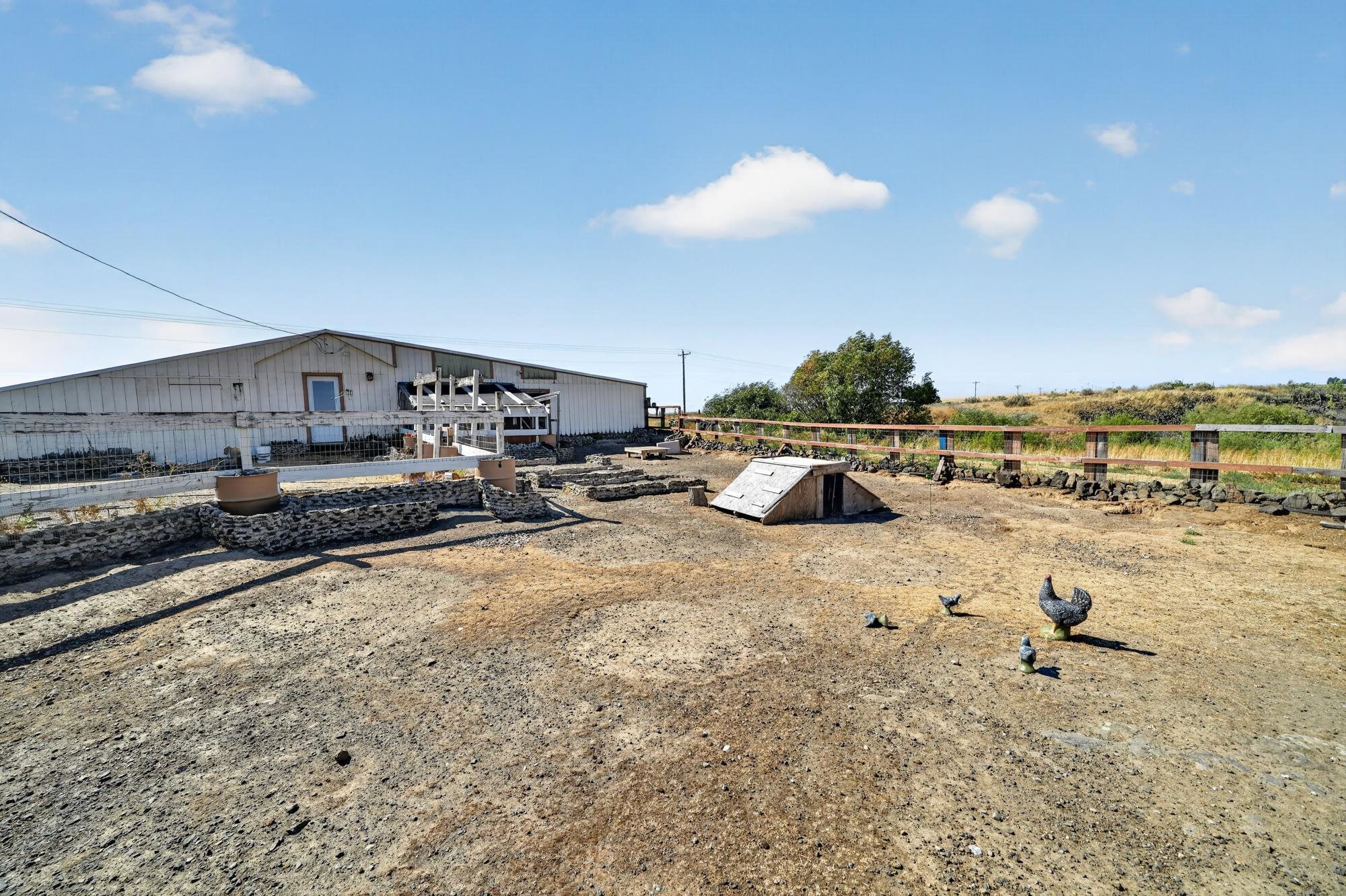 24210 N Leffel Rd - Photo 41