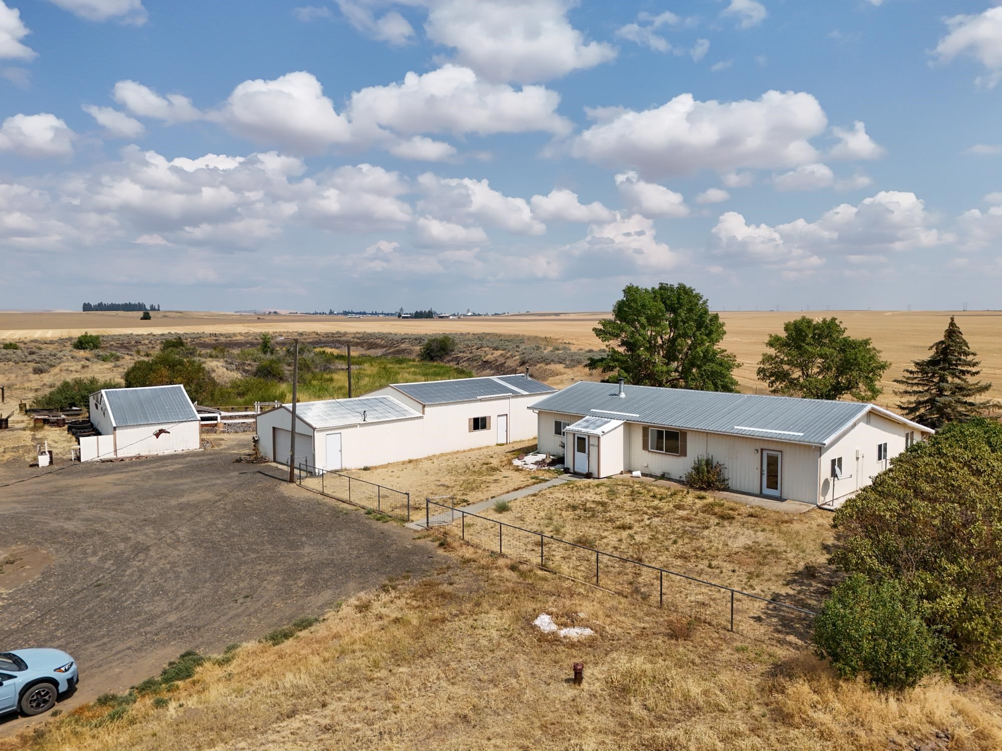 24210 N Leffel Rd - Photo 43