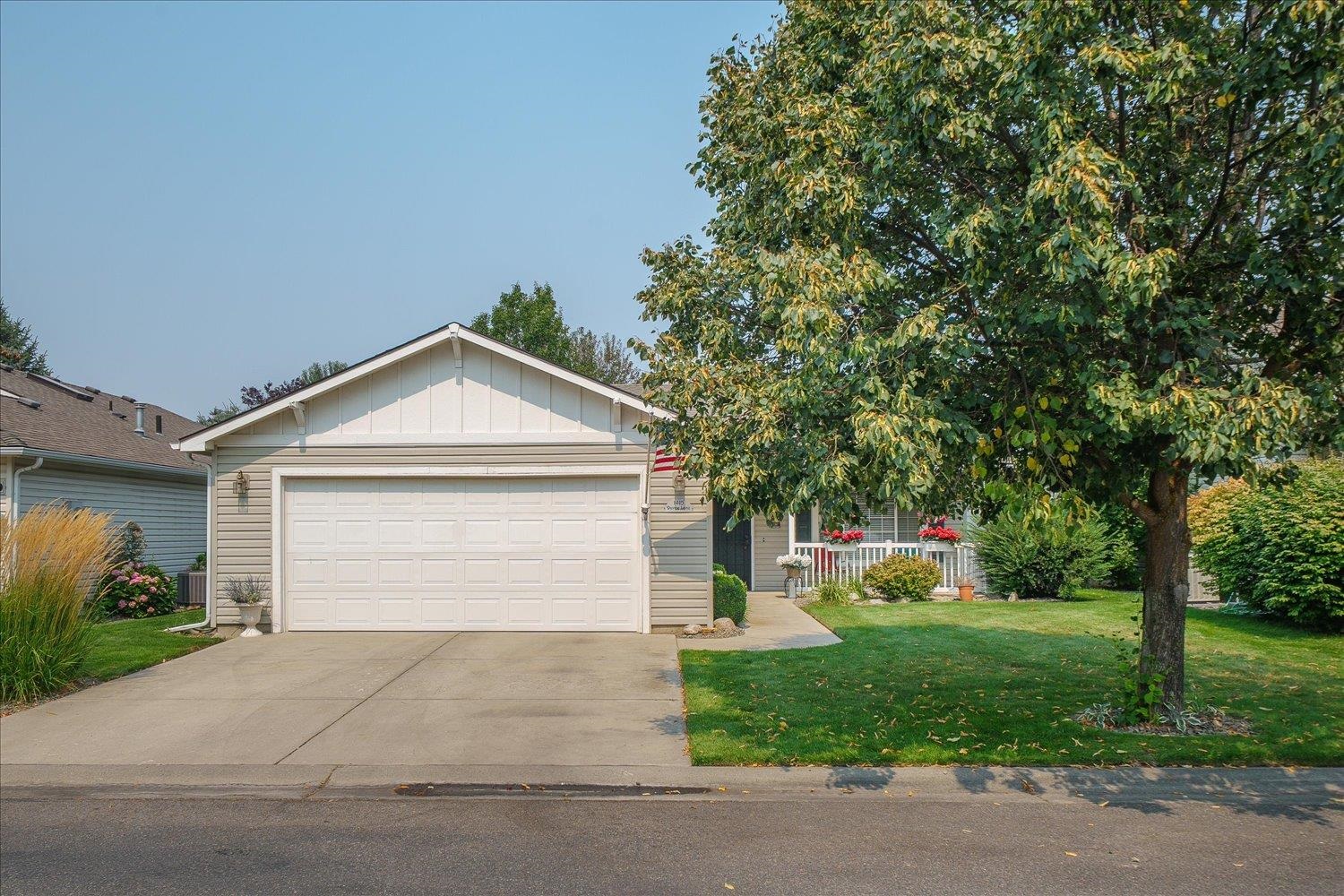 1415 E Devoe Ln - Photo 2