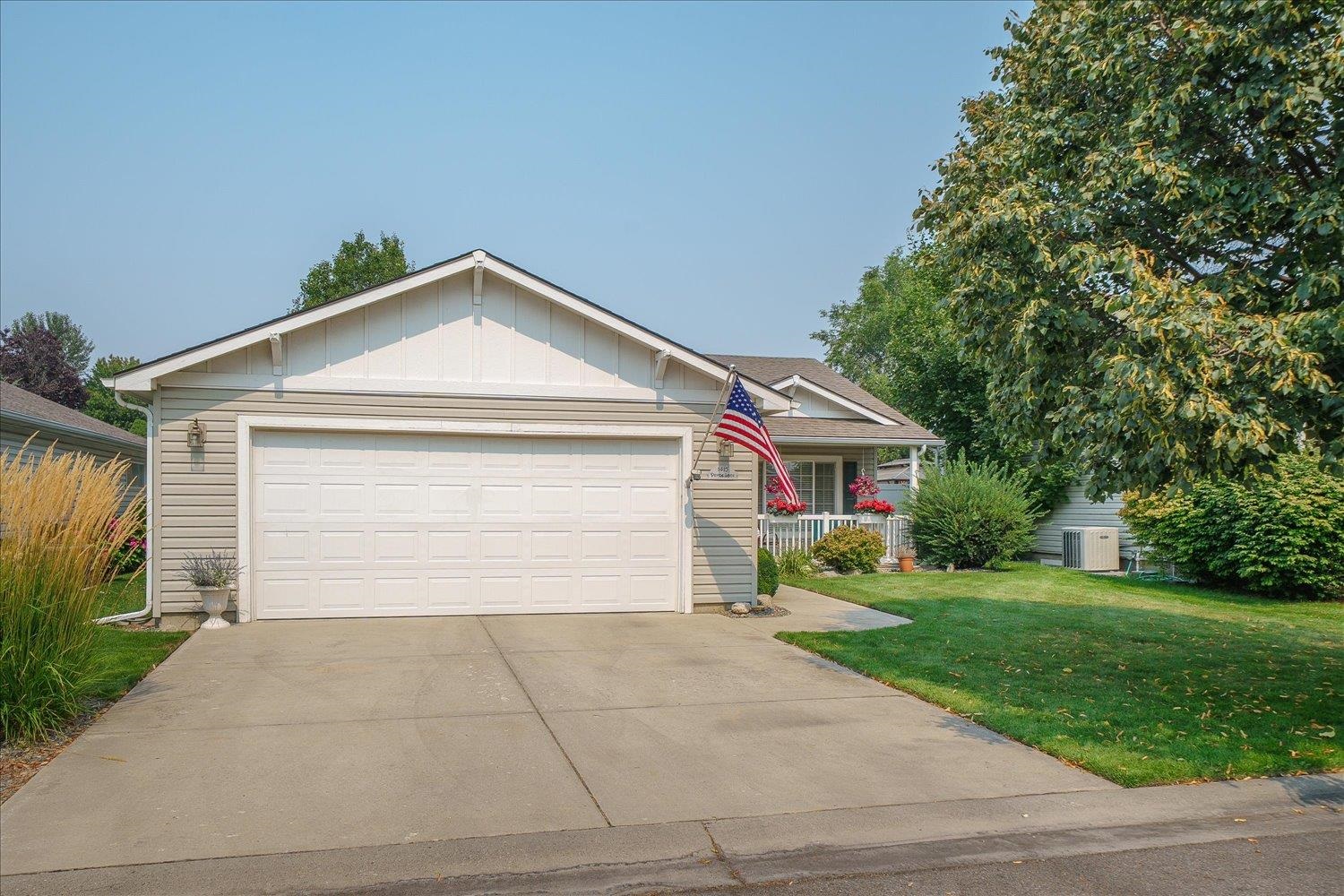 1415 E Devoe Ln - Photo 3
