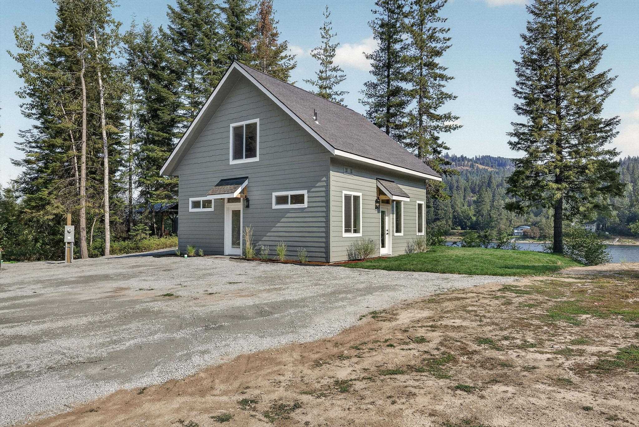 1320 Stanley Dr - Photo 5