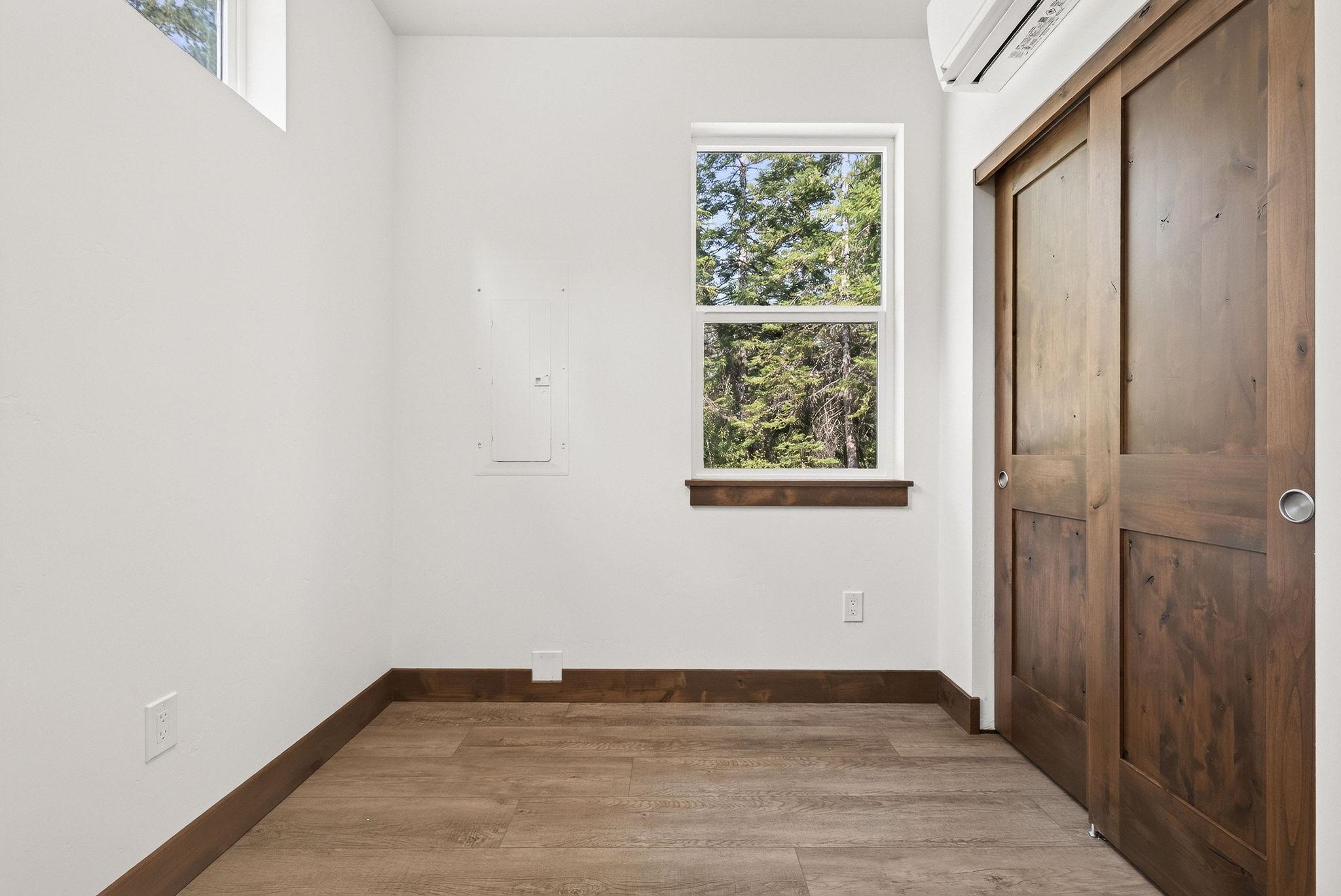 1320 Stanley Dr - Photo 23