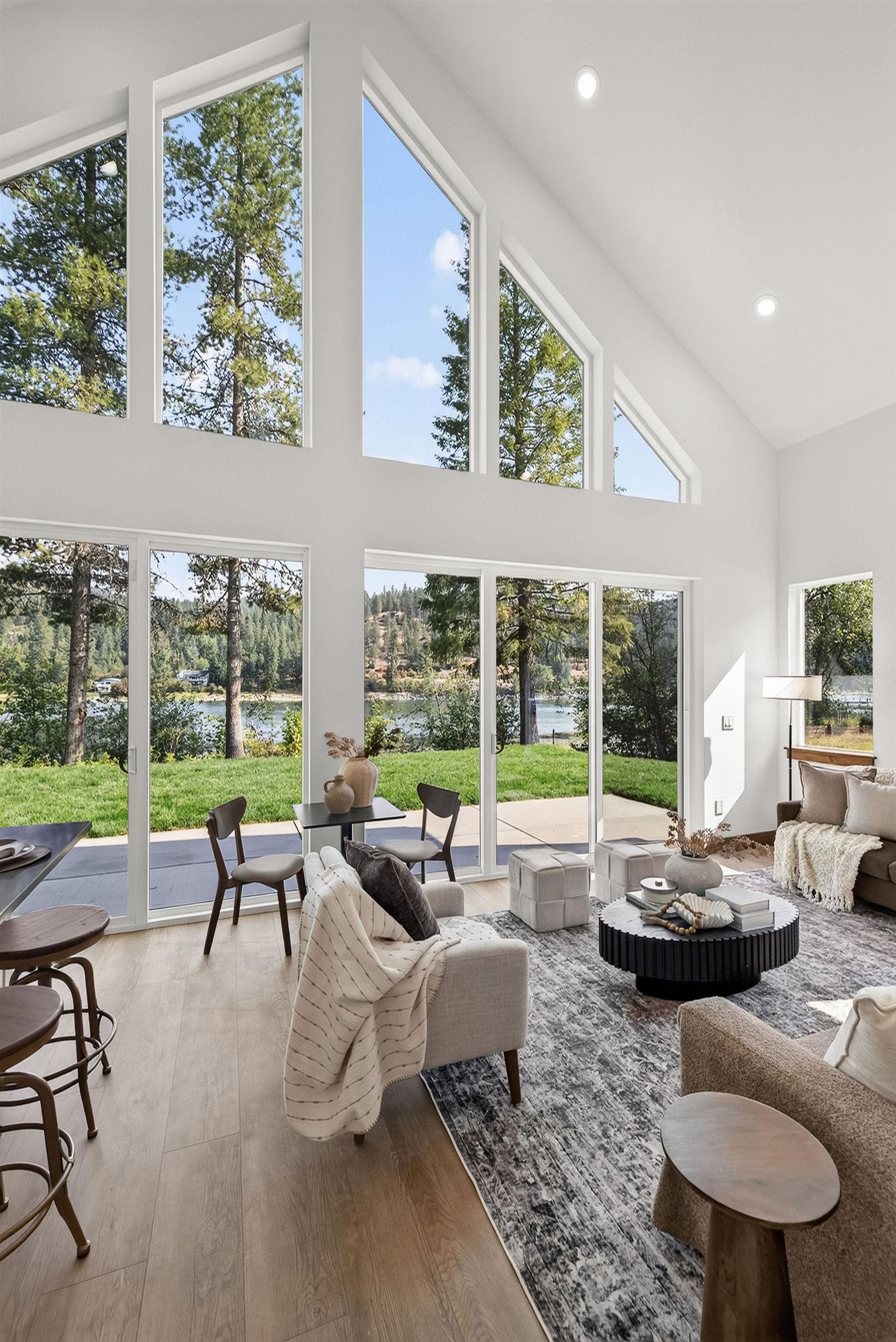 1320 Stanley Dr - Photo 8