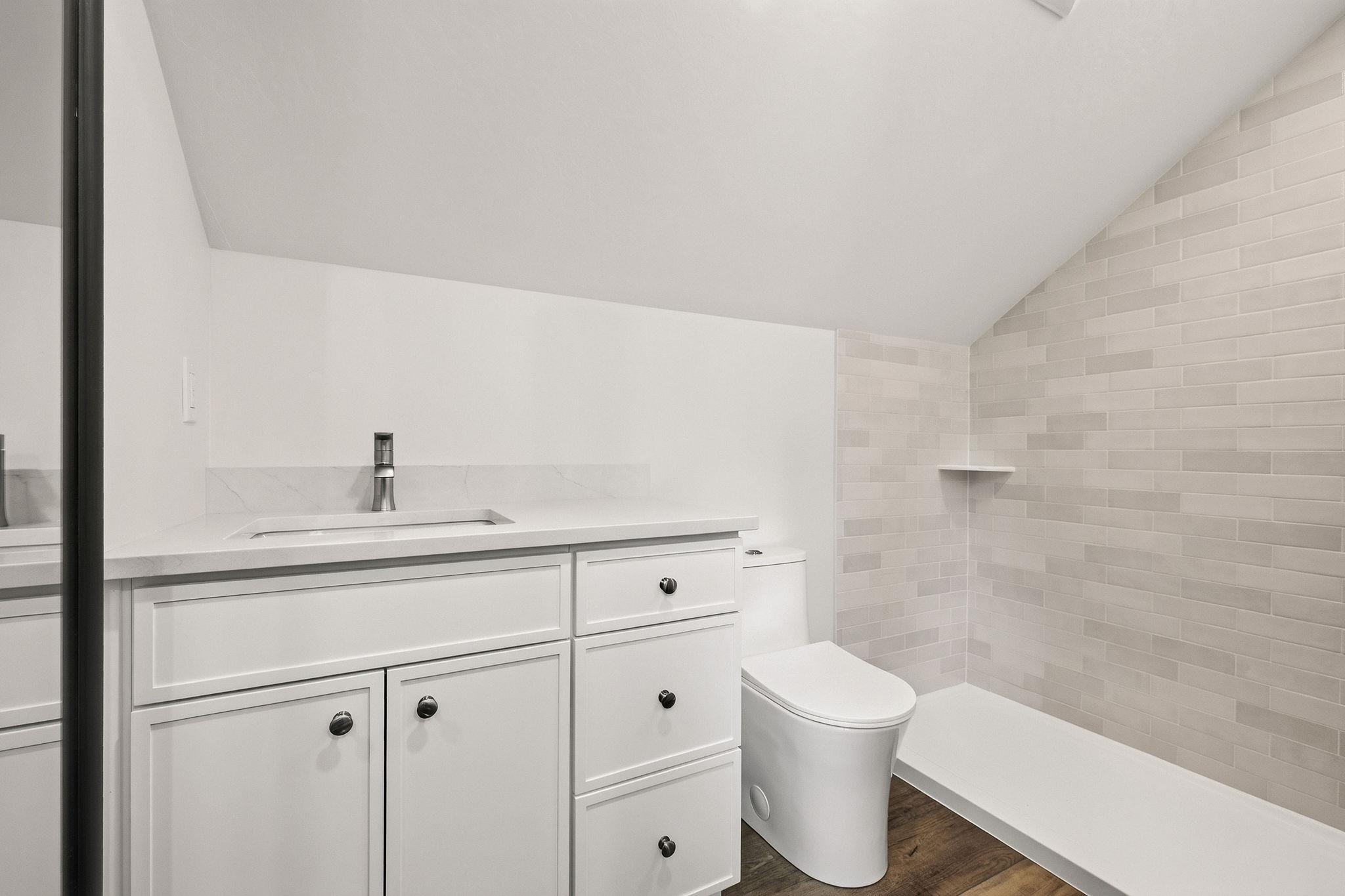 1320 Stanley Dr - Photo 37