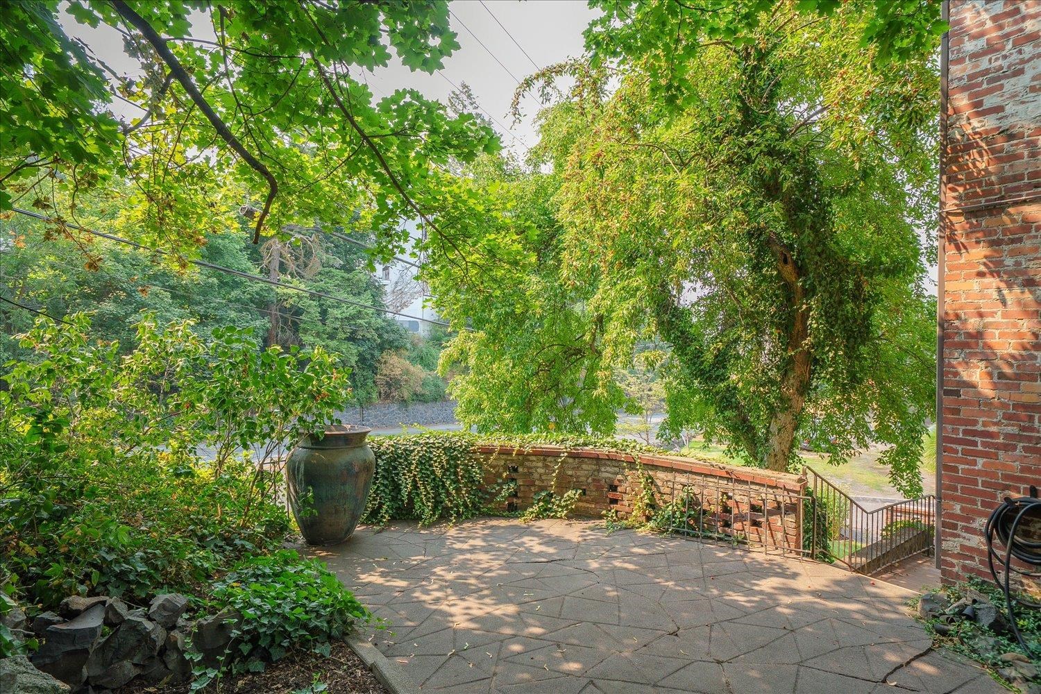 1107 S Grand Blvd - Photo 29