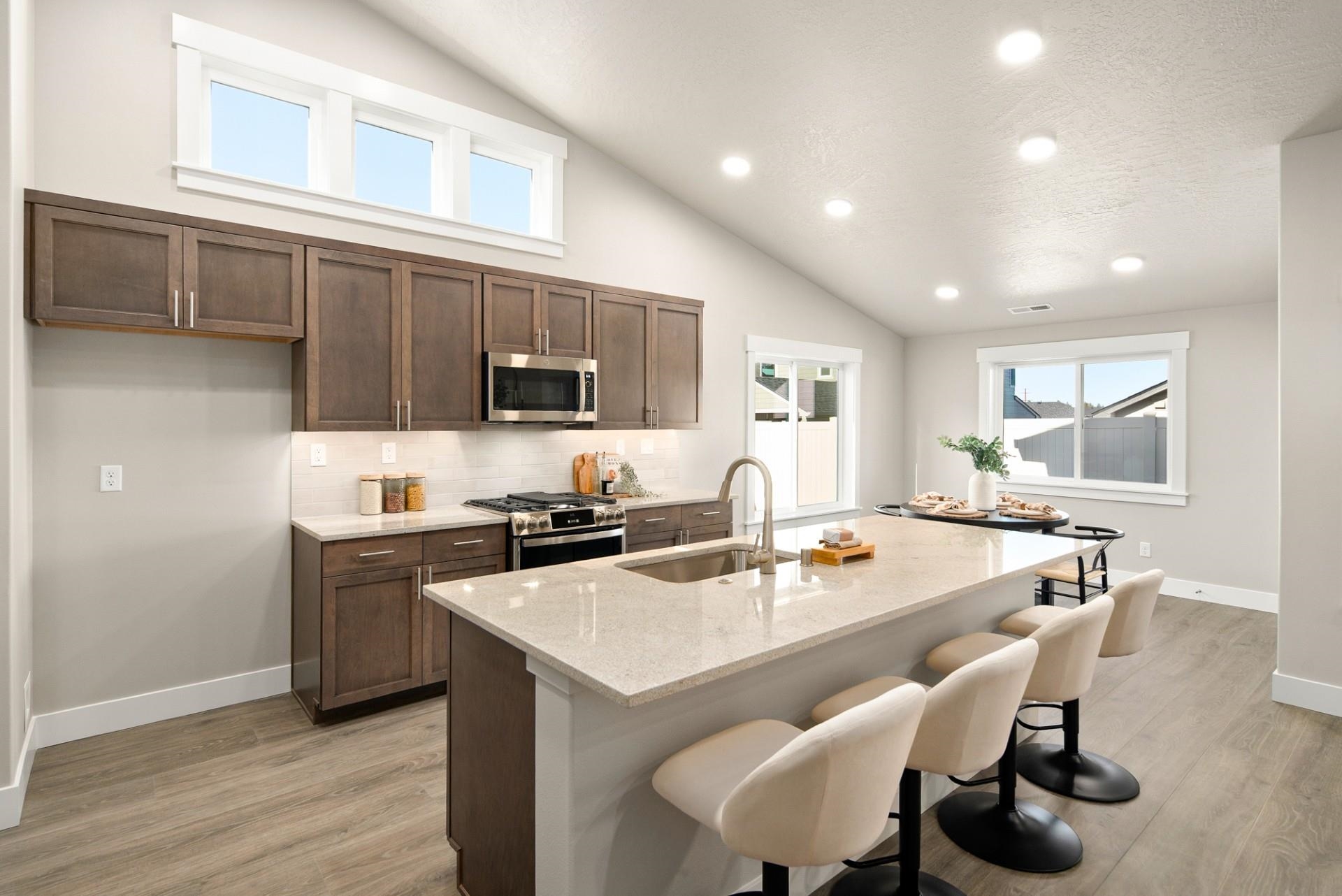 5310 N SunBeam Ln - Photo 4