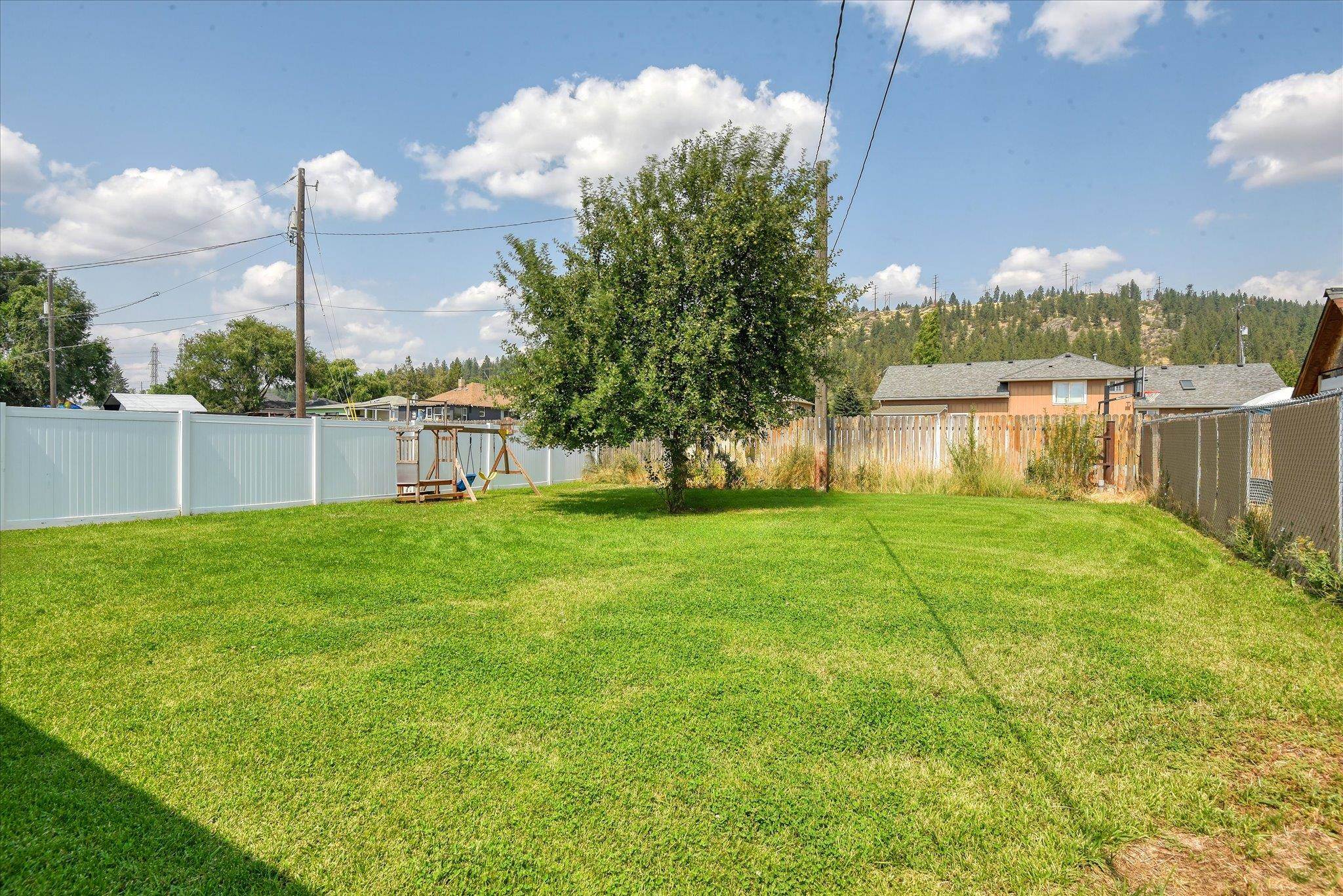 5023 E Grace Ave - Photo 18