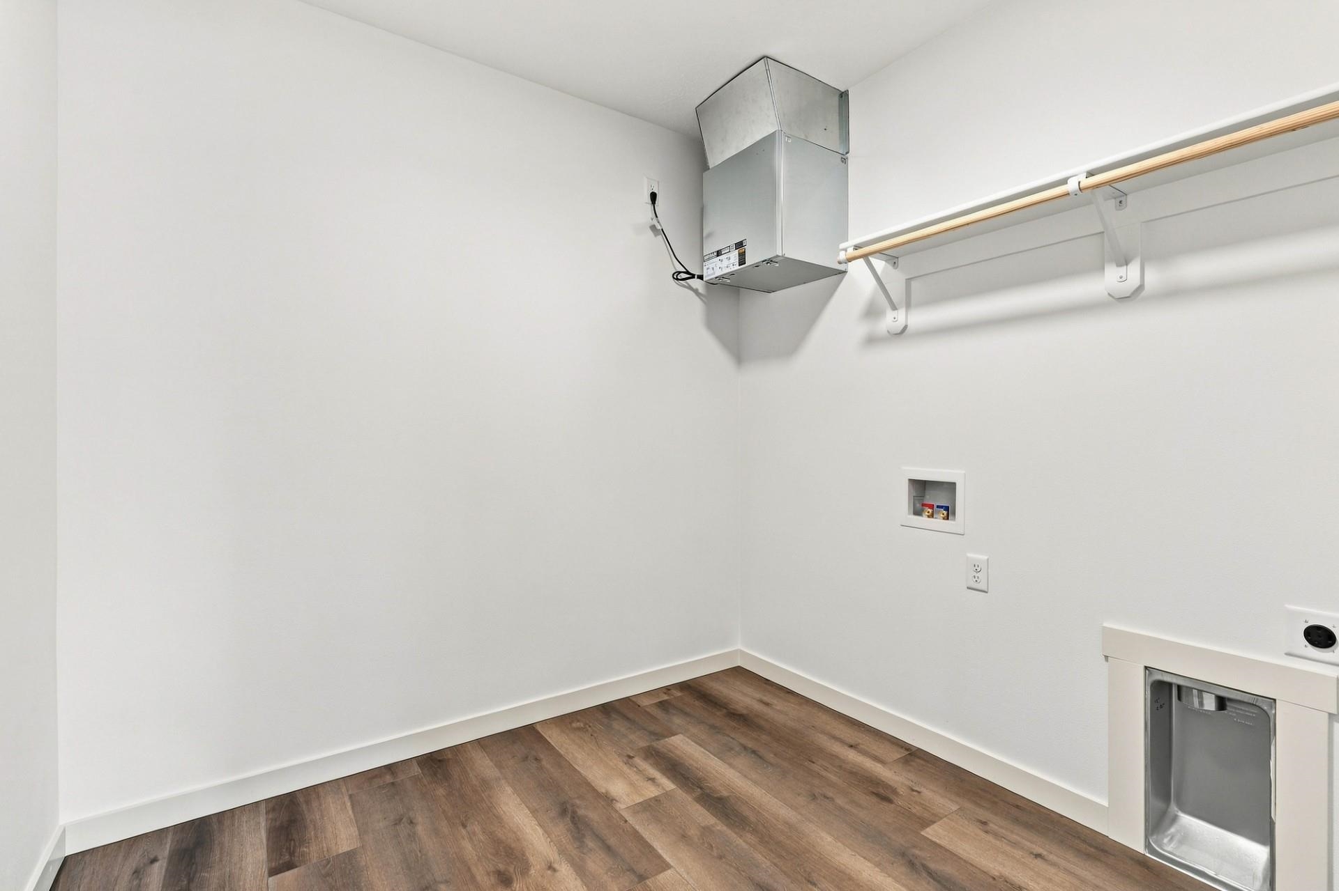 5357 N Ainsworth Ln - Photo 9