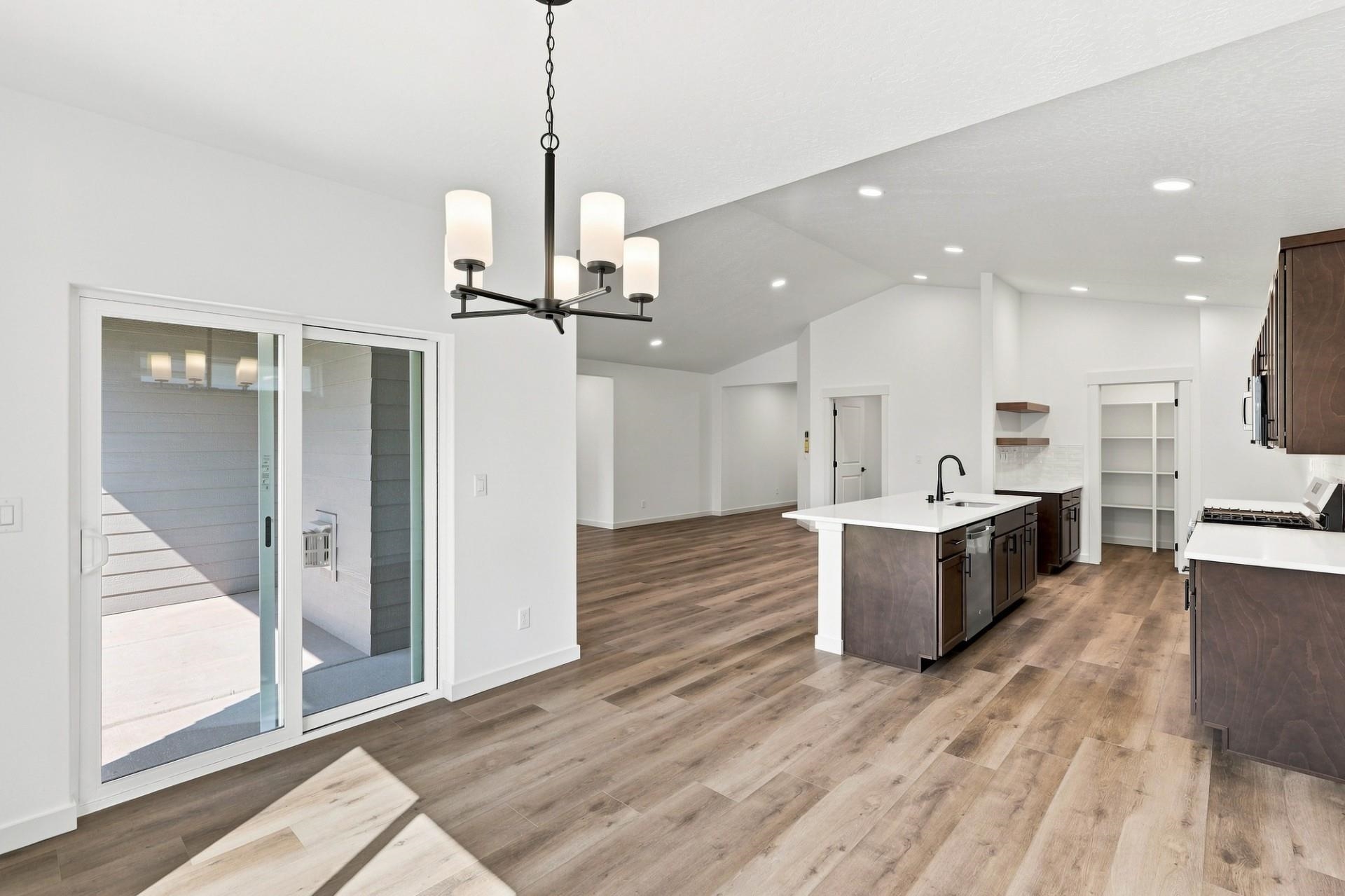 5357 N Ainsworth Ln - Photo 3