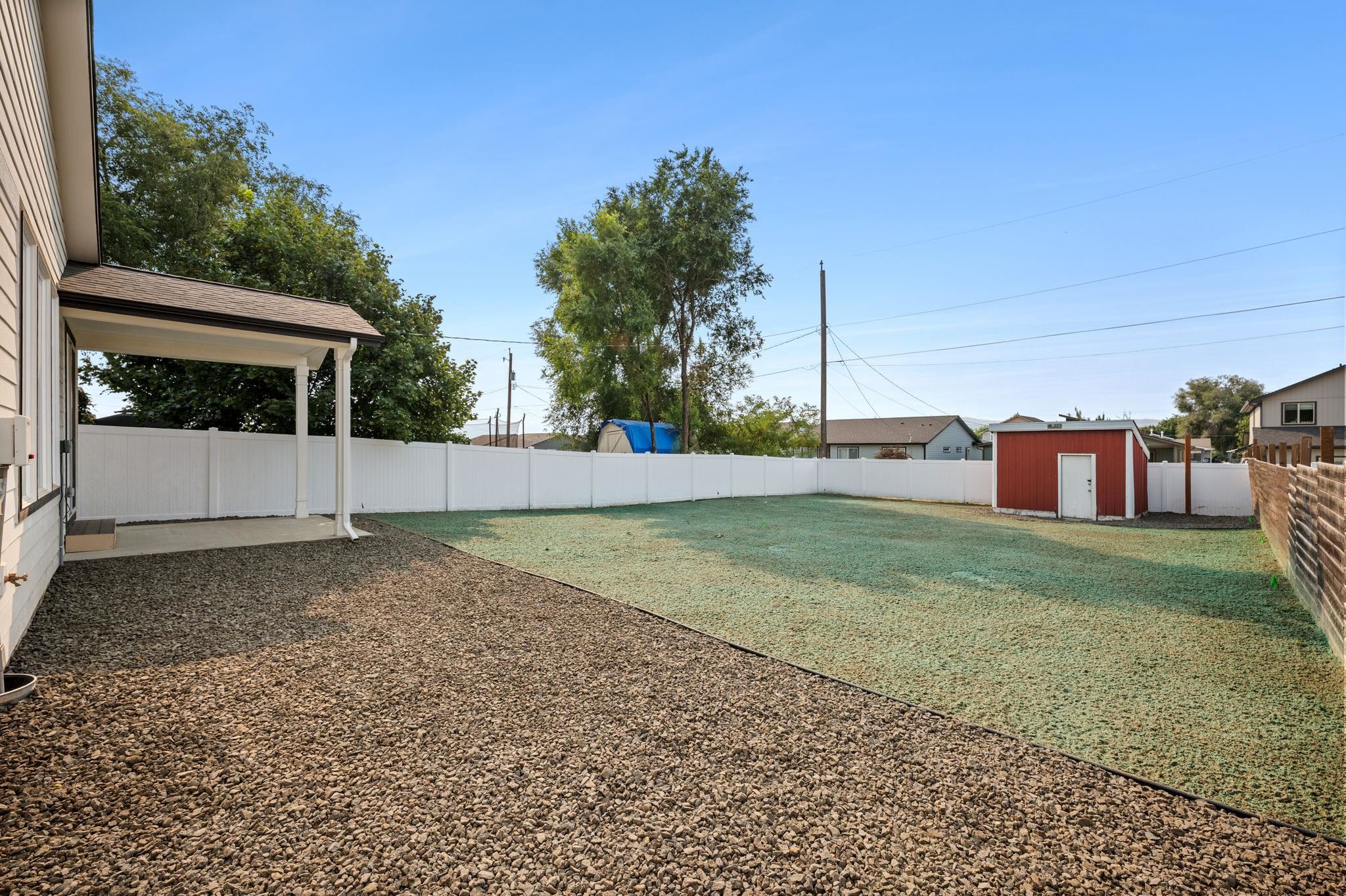 4914 E Fairview Ave - Photo 36