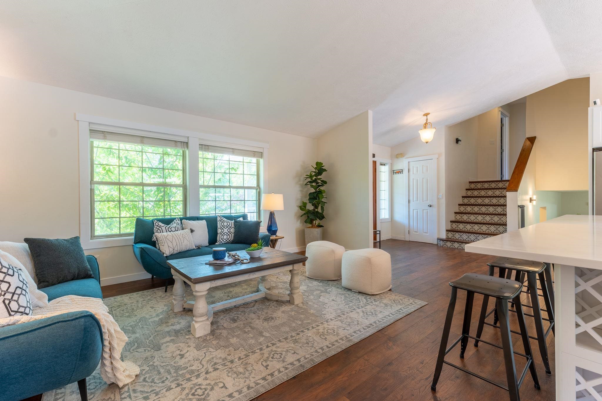 3901 S Sunderland Dr - Photo 8