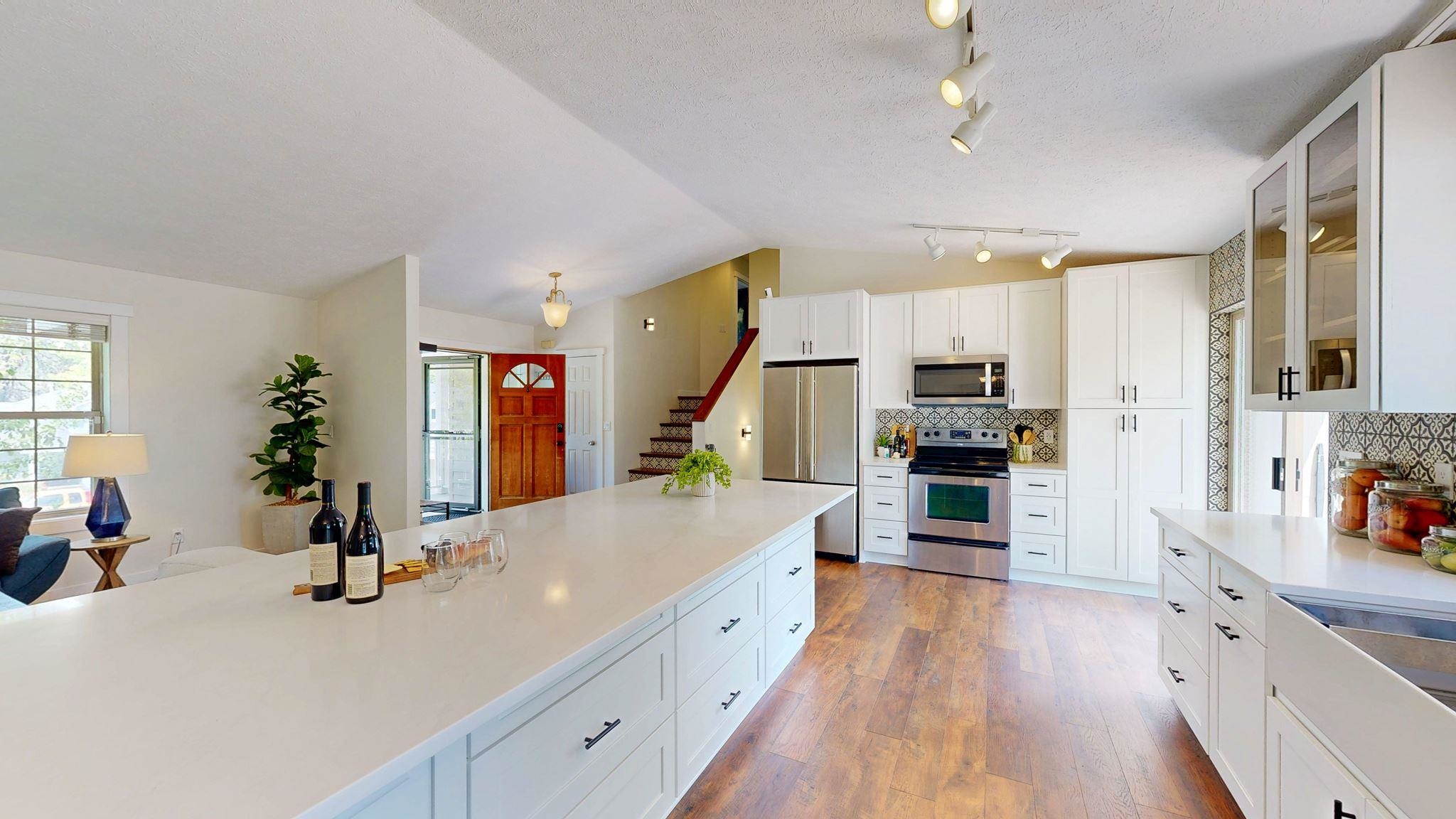 3901 S Sunderland Dr - Photo 11