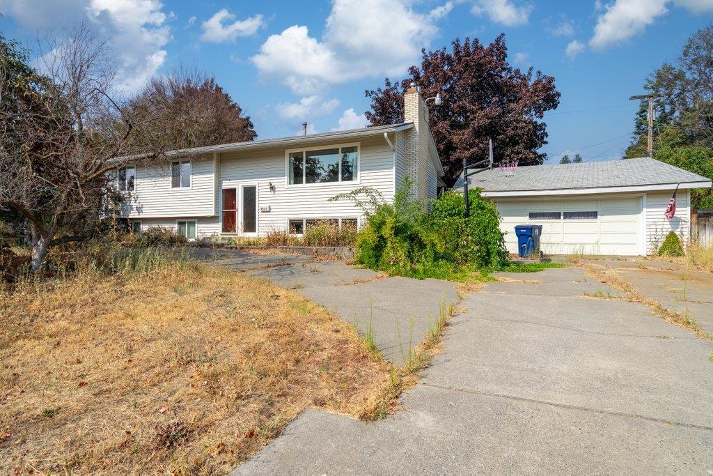 4020 S Lacey St - Photo 2