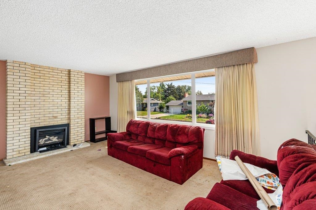 4020 S Lacey St - Photo 3