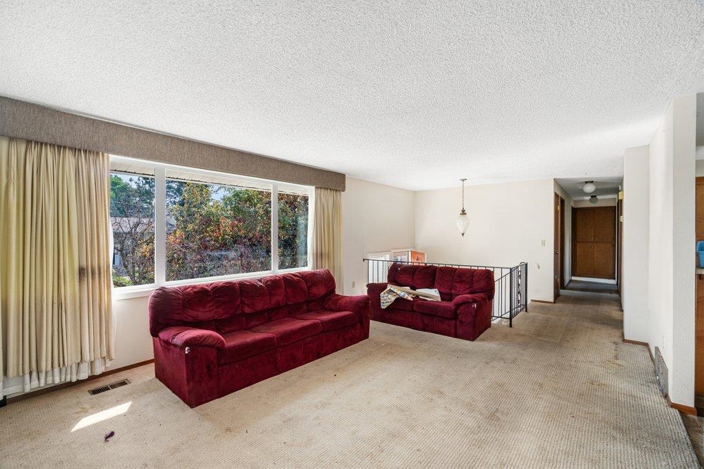 4020 S Lacey St - Photo 4