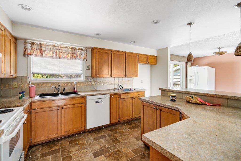 4020 S Lacey St - Photo 8