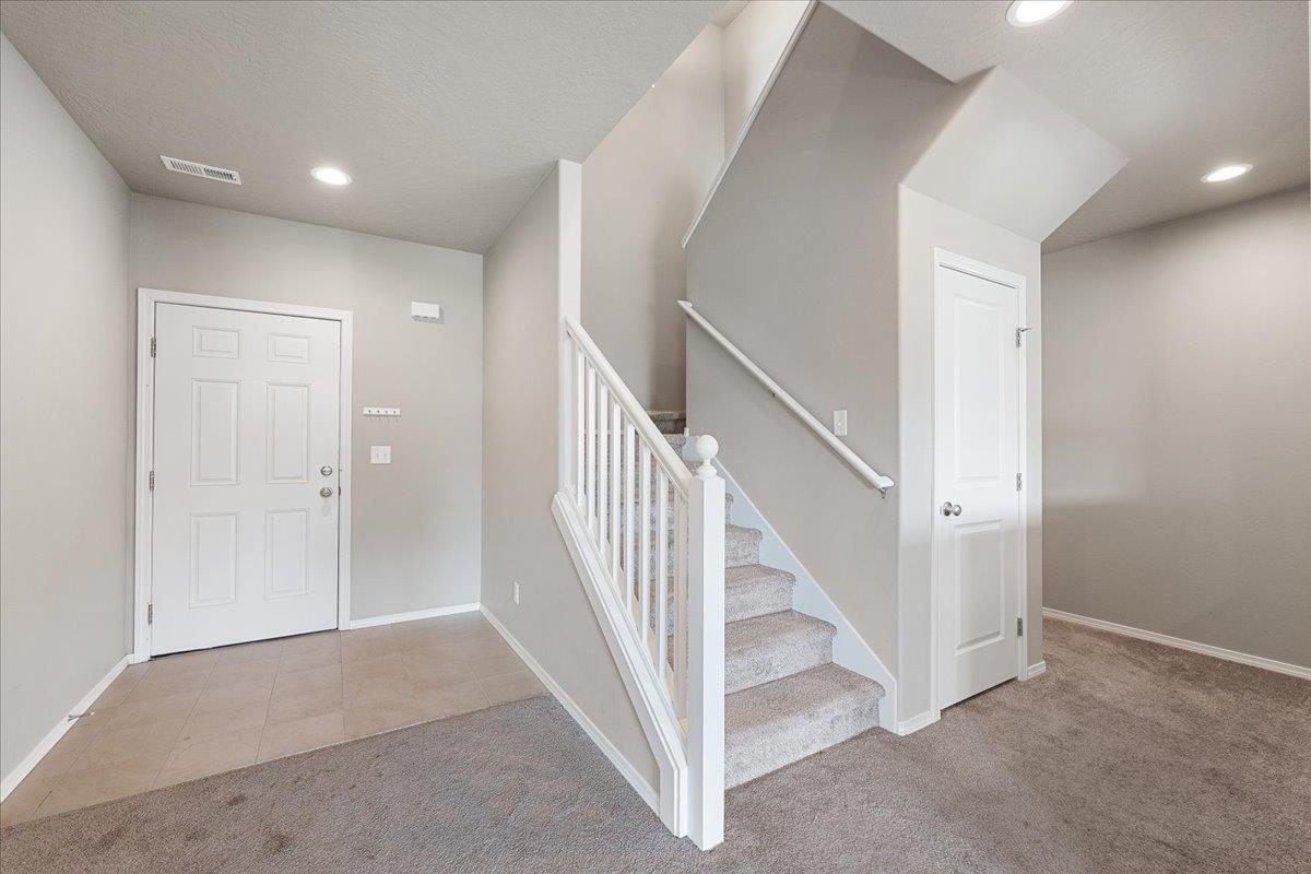 149 S Lawson St - Photo 3
