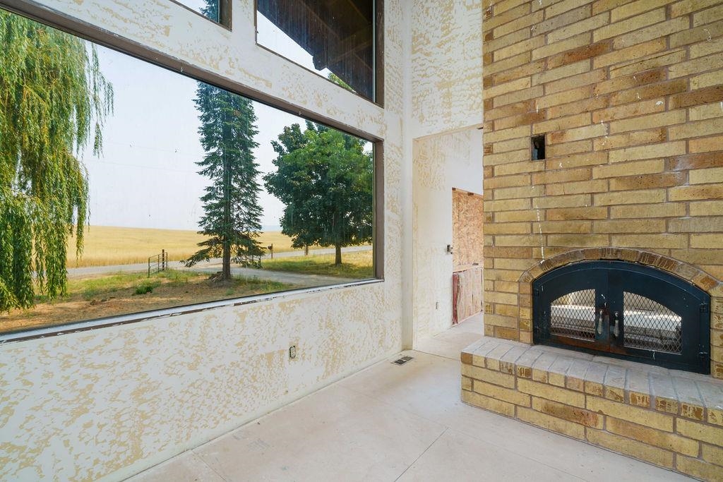 13506 E FARWELL Rd - Photo 14