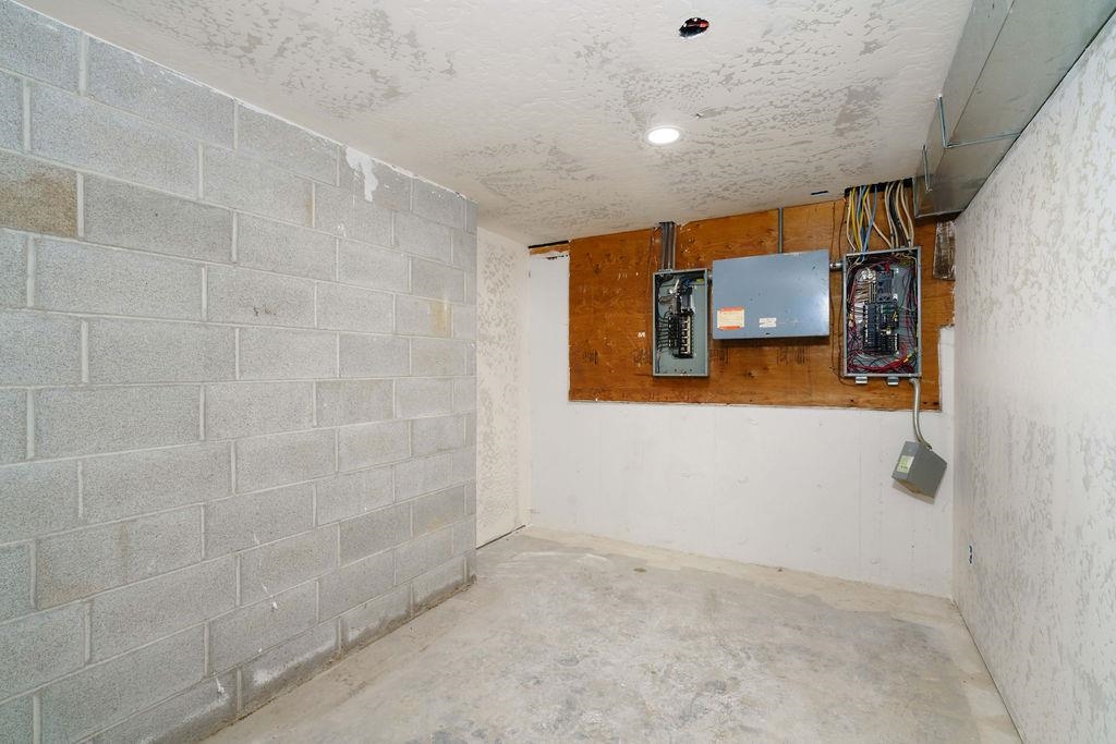 13506 E FARWELL Rd - Photo 32