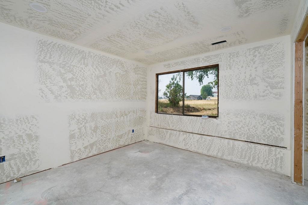 13506 E FARWELL Rd - Photo 35