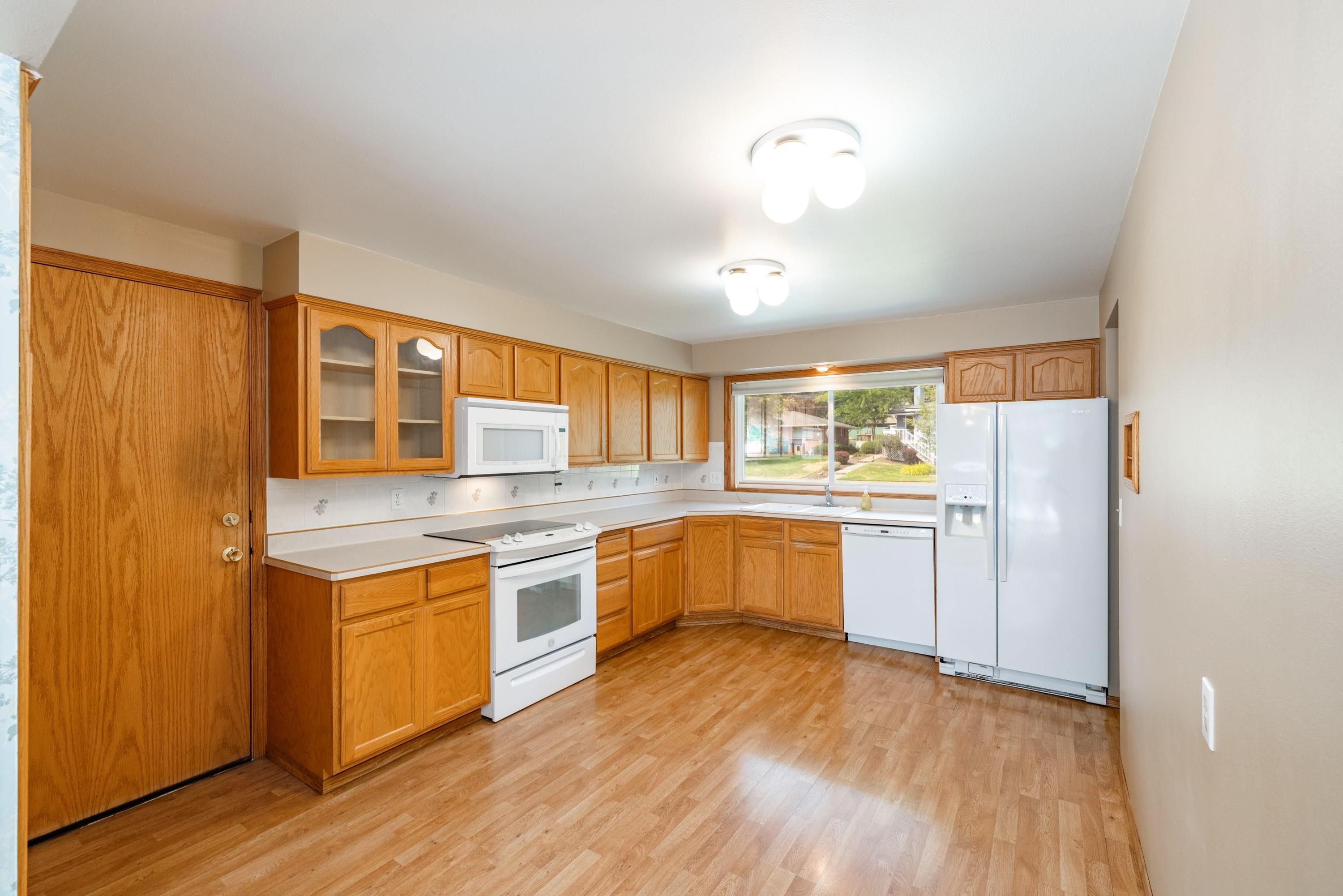 2927 W Beacon Ave - Photo 10