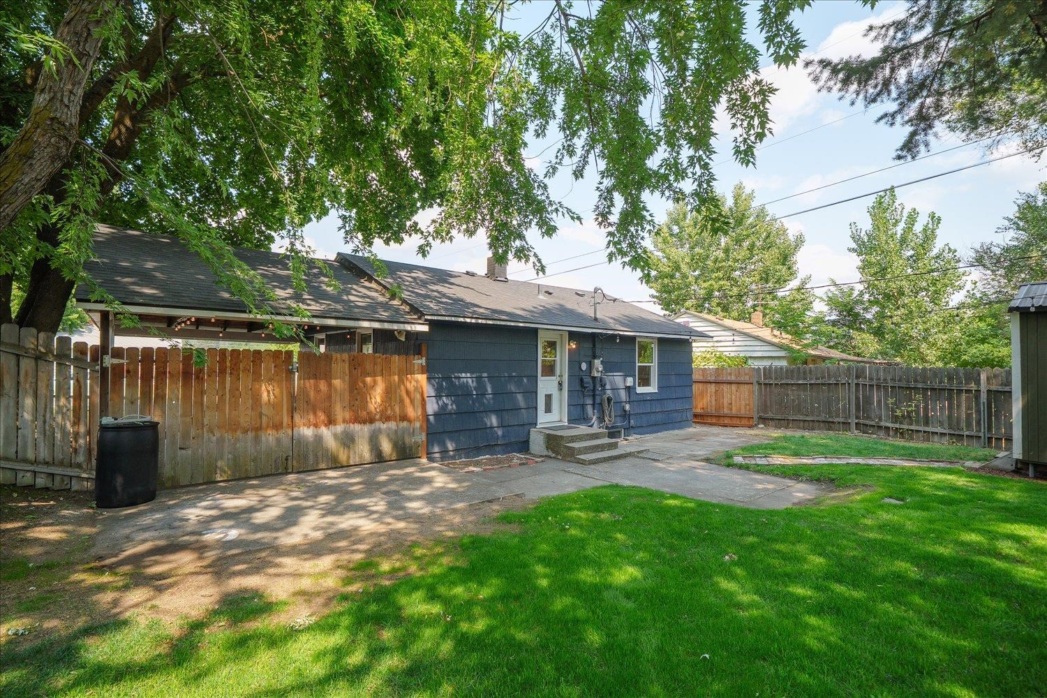 5928 N Nettleton St - Photo 43