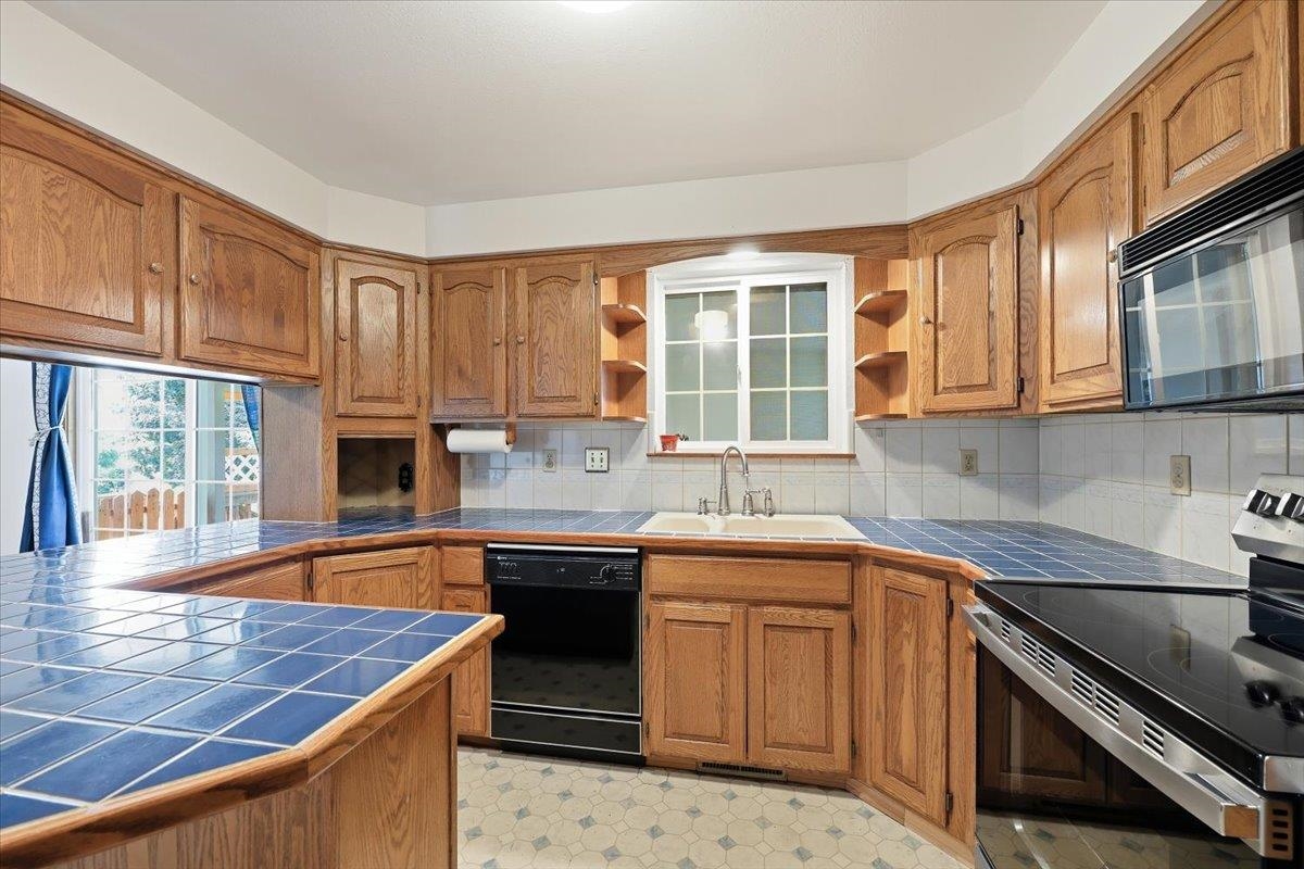 7425 Standard St - Photo 15