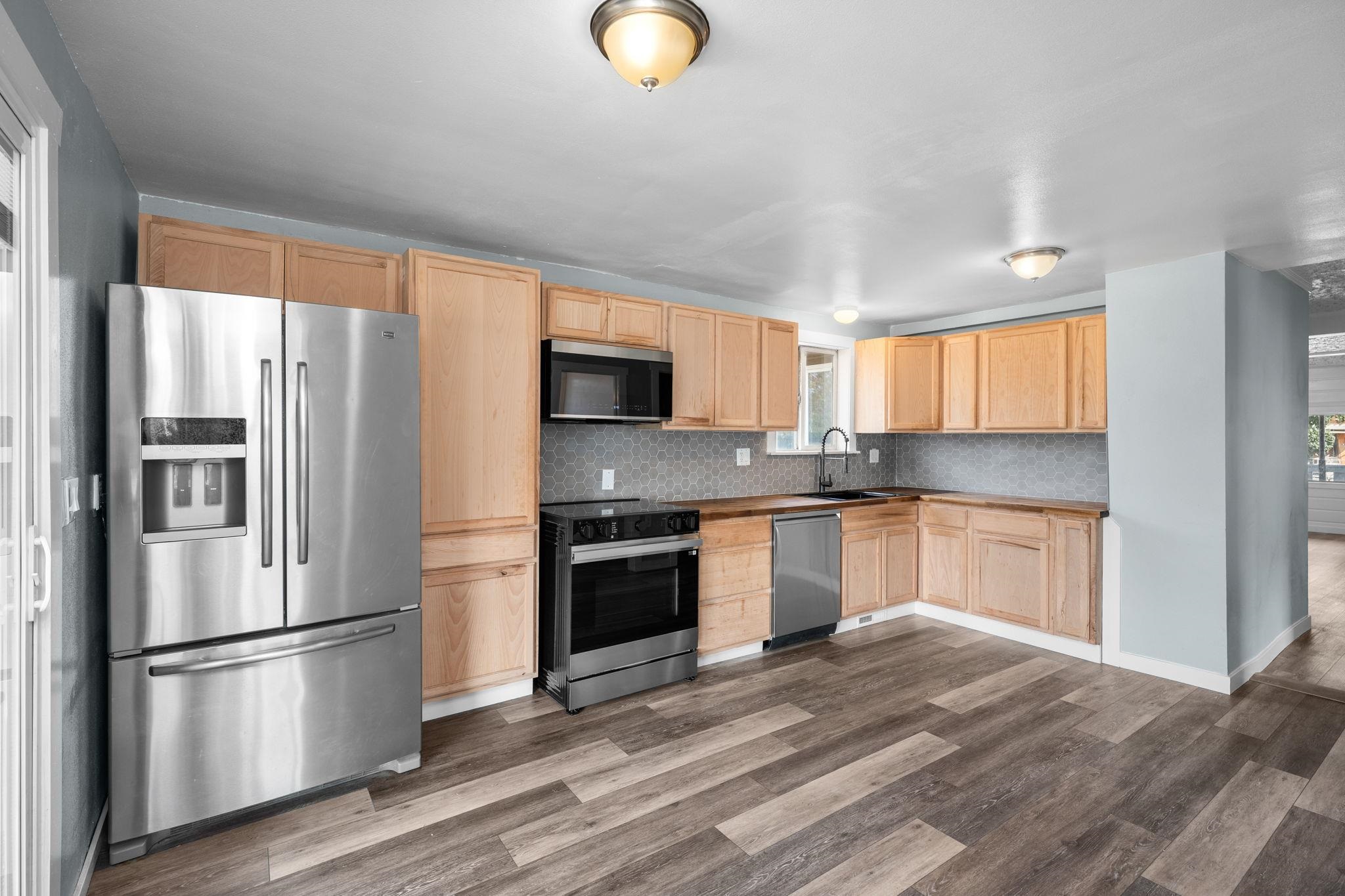 3902 E PACIFIC Ave - Photo 11