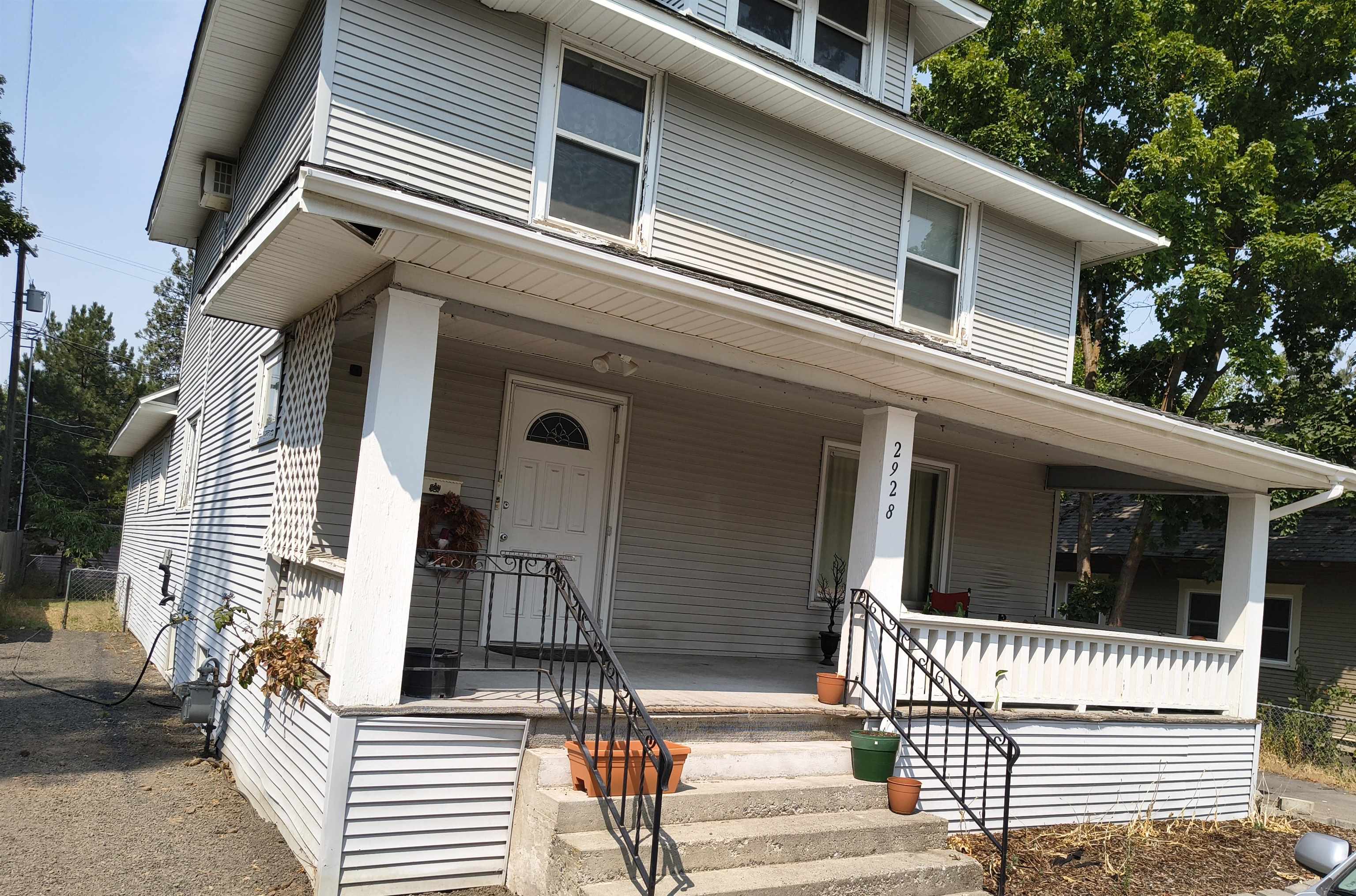 2928 S Lamonte St - Photo 1