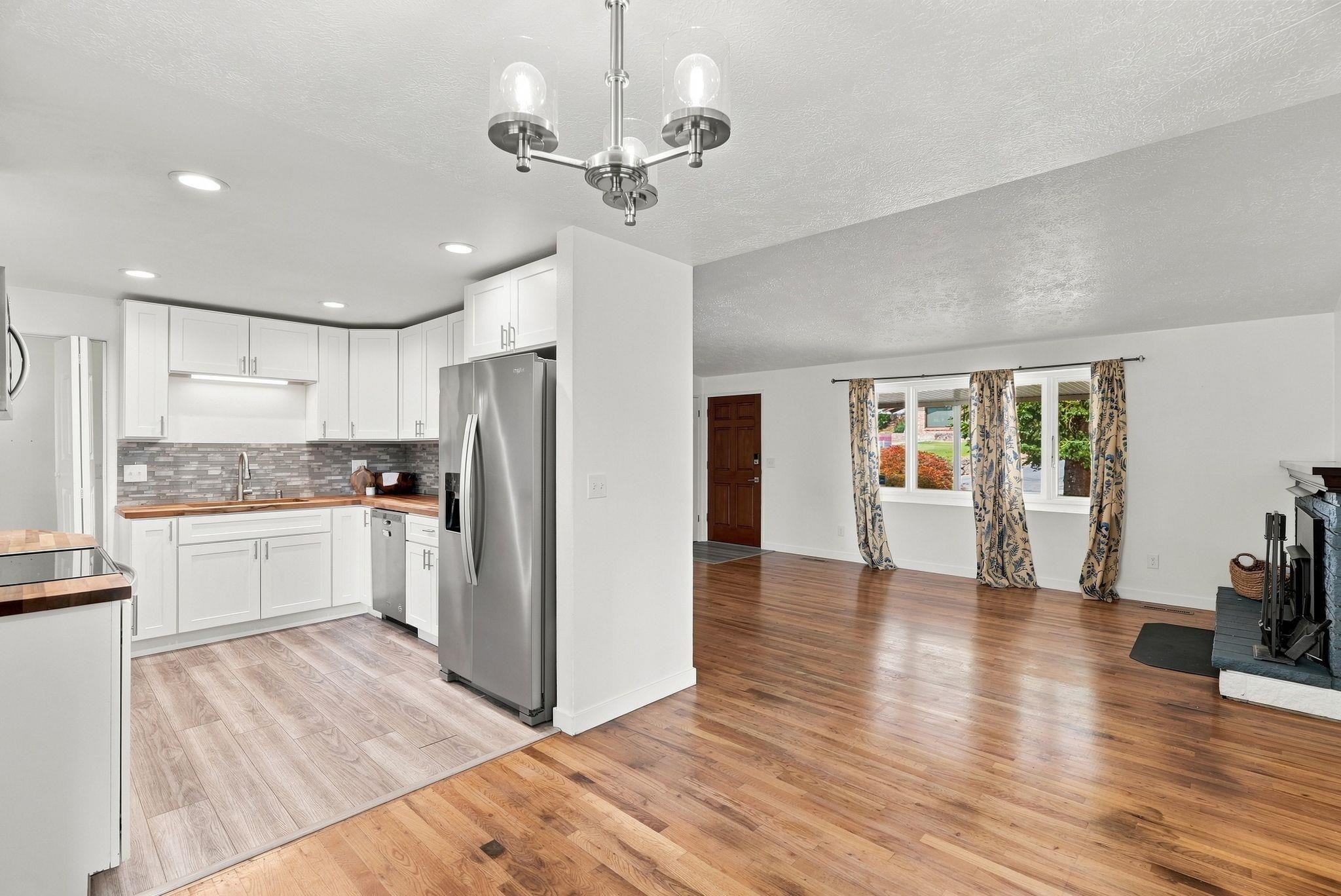 12118 E 22nd Ave - Photo 13