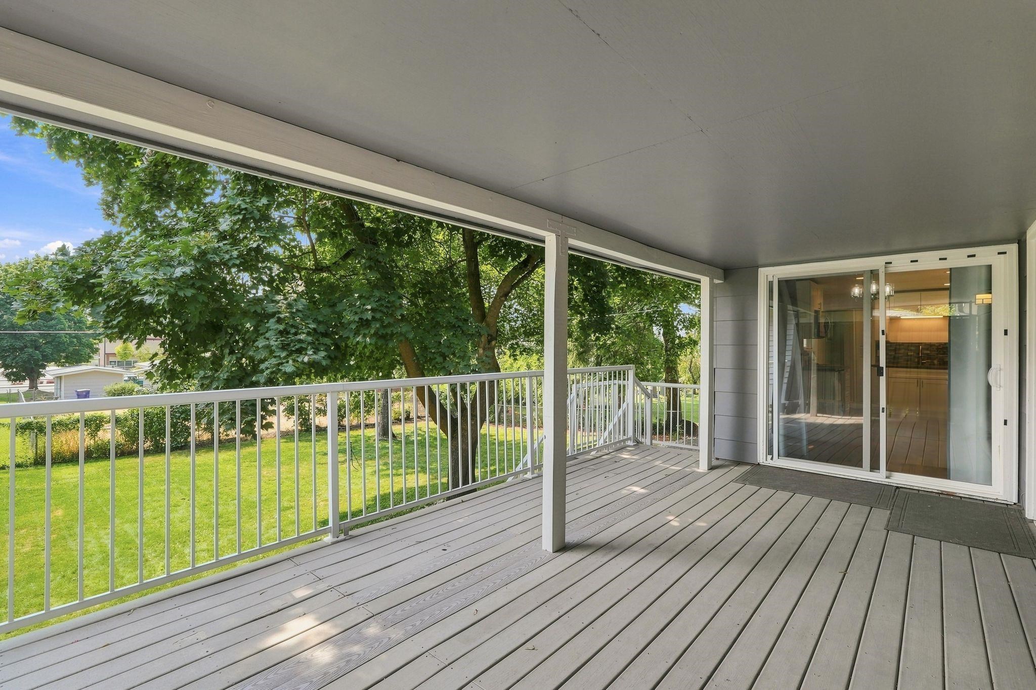 12118 E 22nd Ave - Photo 37