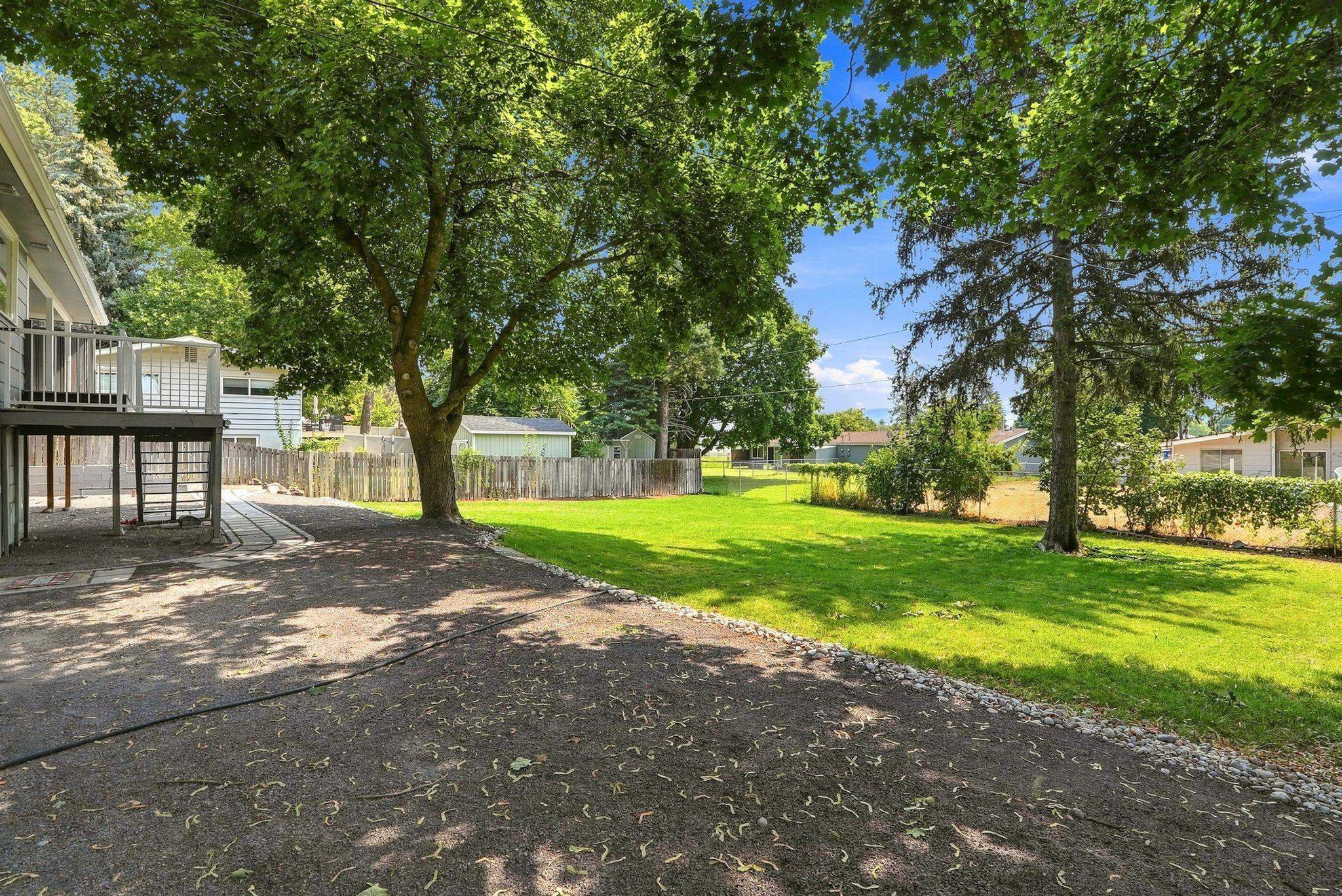 12118 E 22nd Ave - Photo 44