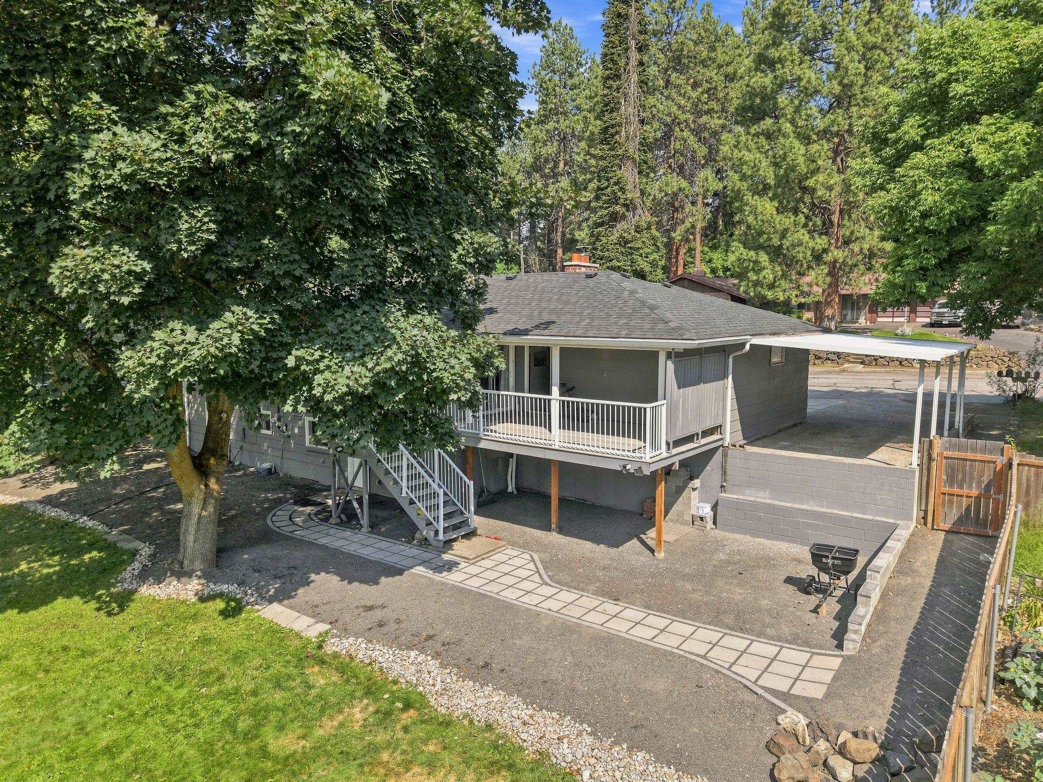 12118 E 22nd Ave - Photo 2