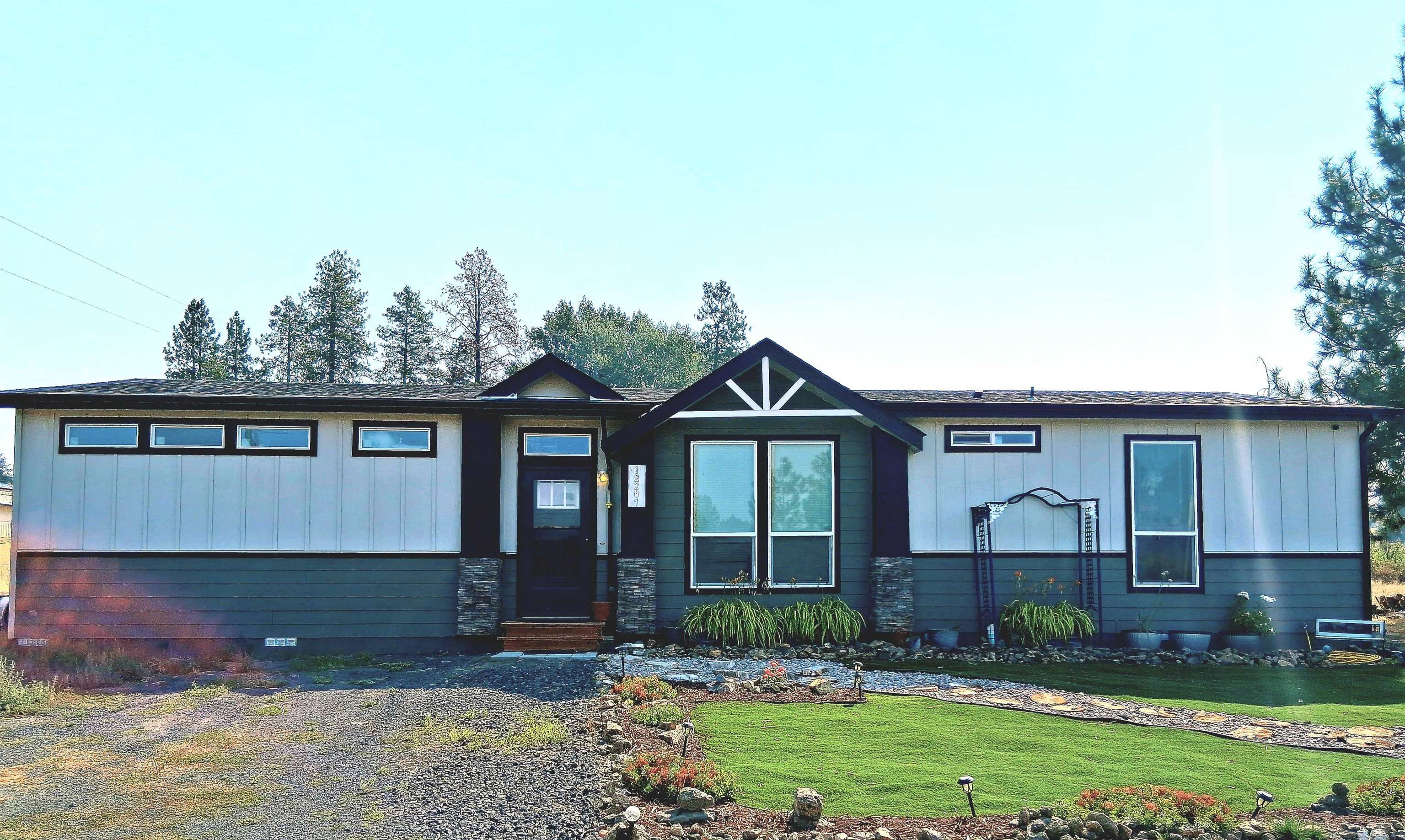 12201 W HUNT Rd - Photo 1