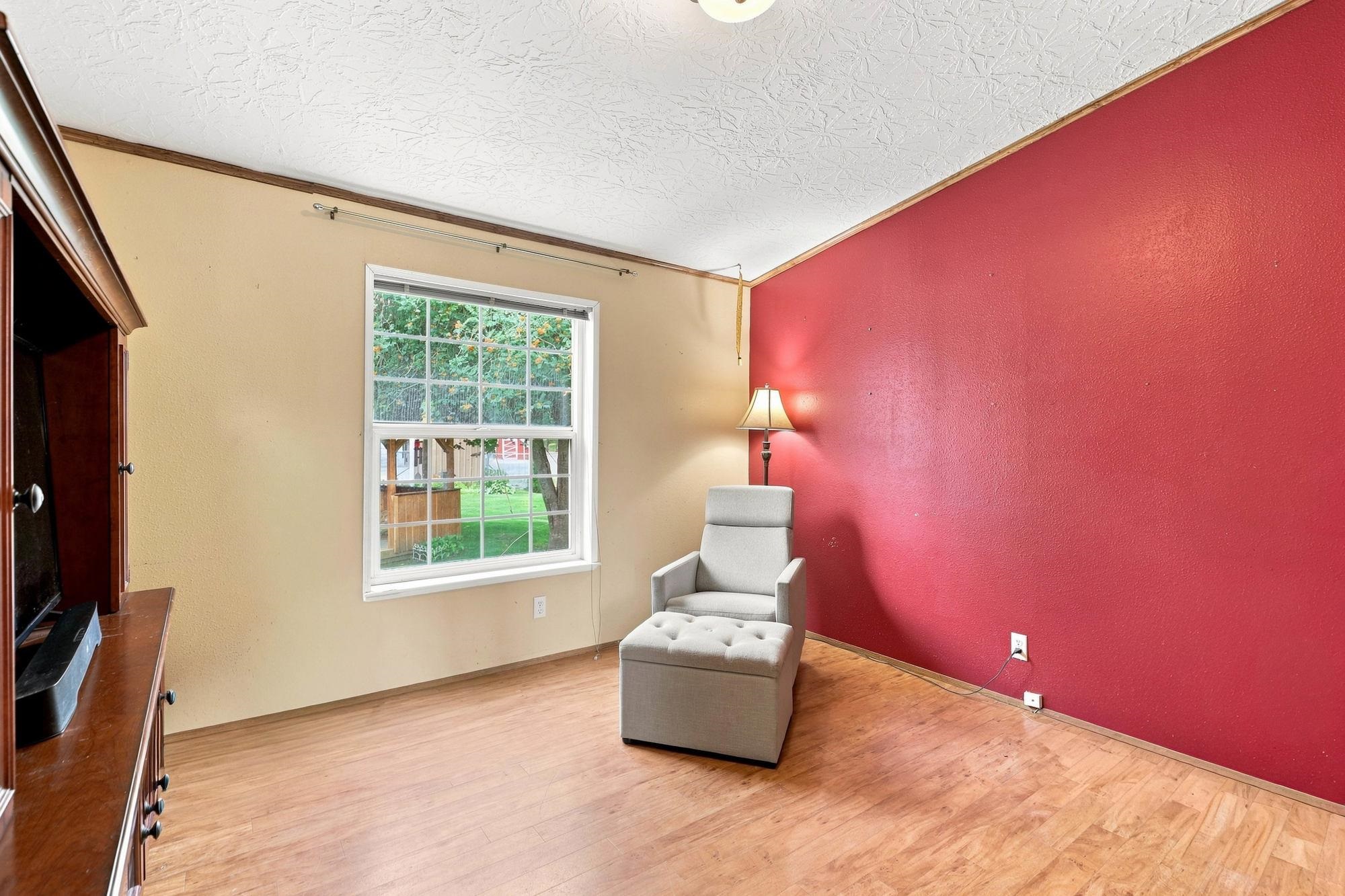5 W MONTGOMERY Rd - Photo 12