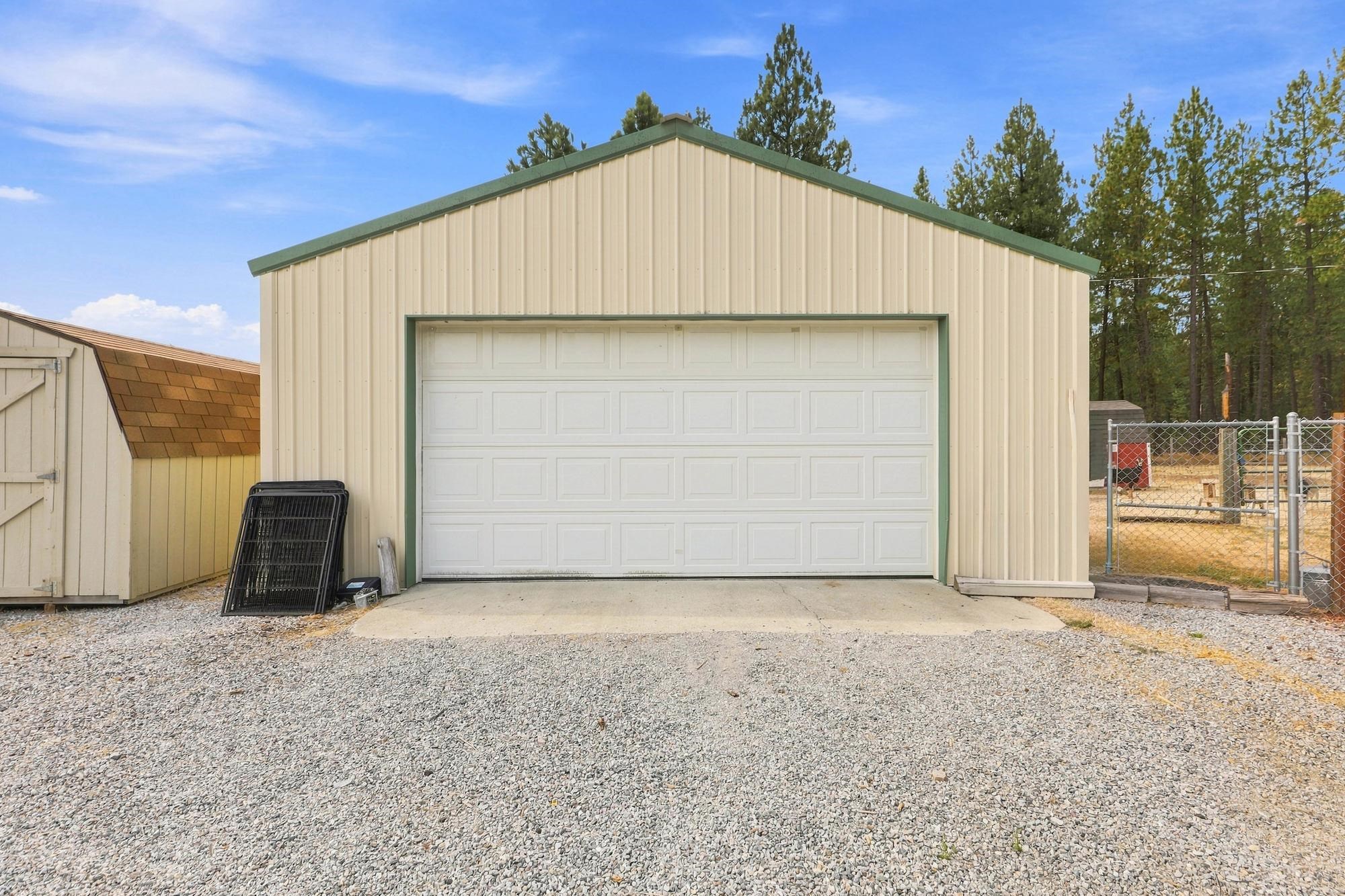 5 W MONTGOMERY Rd - Photo 38